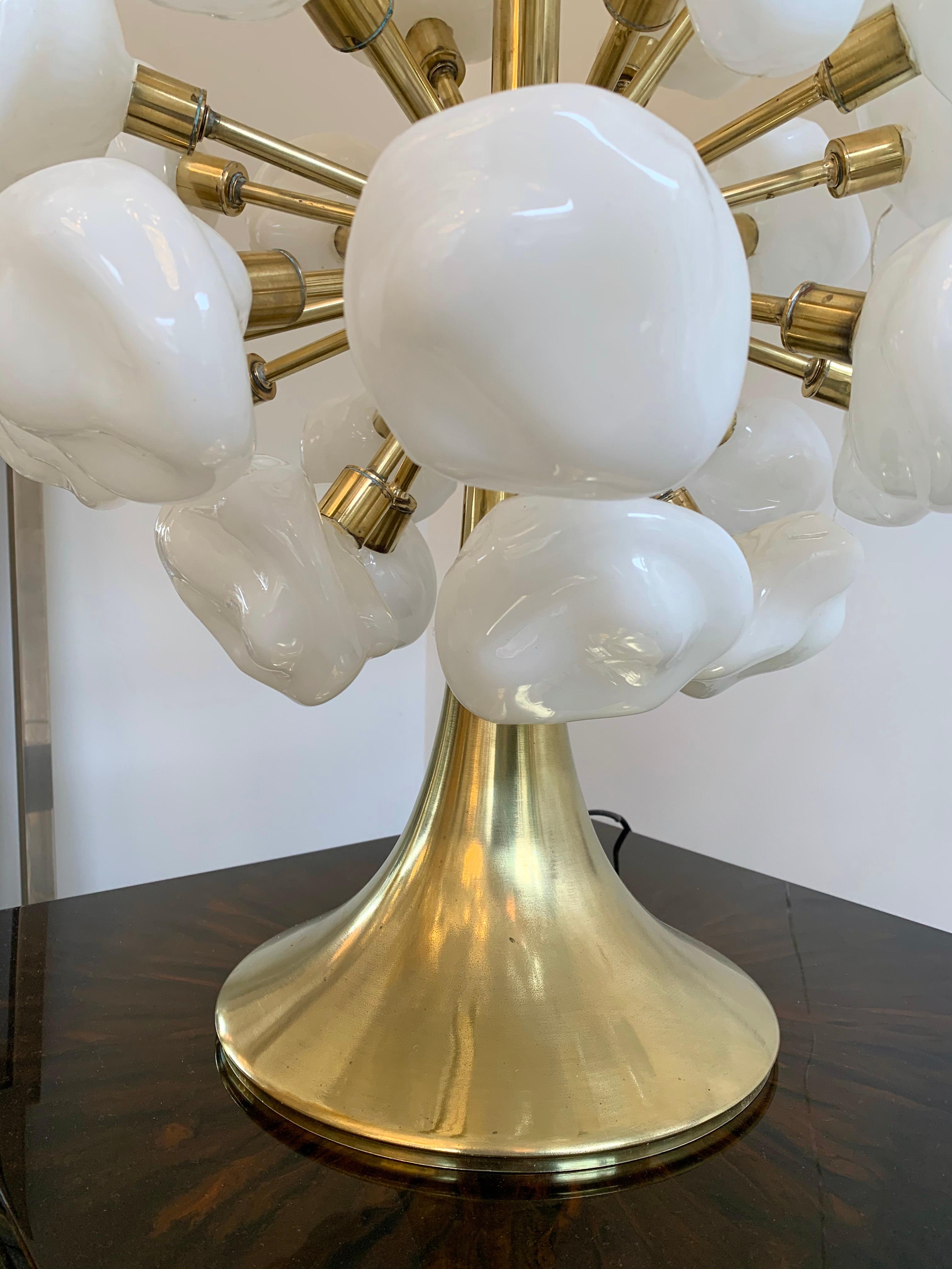 XXIe siècle et contemporain Lampe nuage contemporaine en laiton, Spoutnik, verre de Murano, Italie en vente