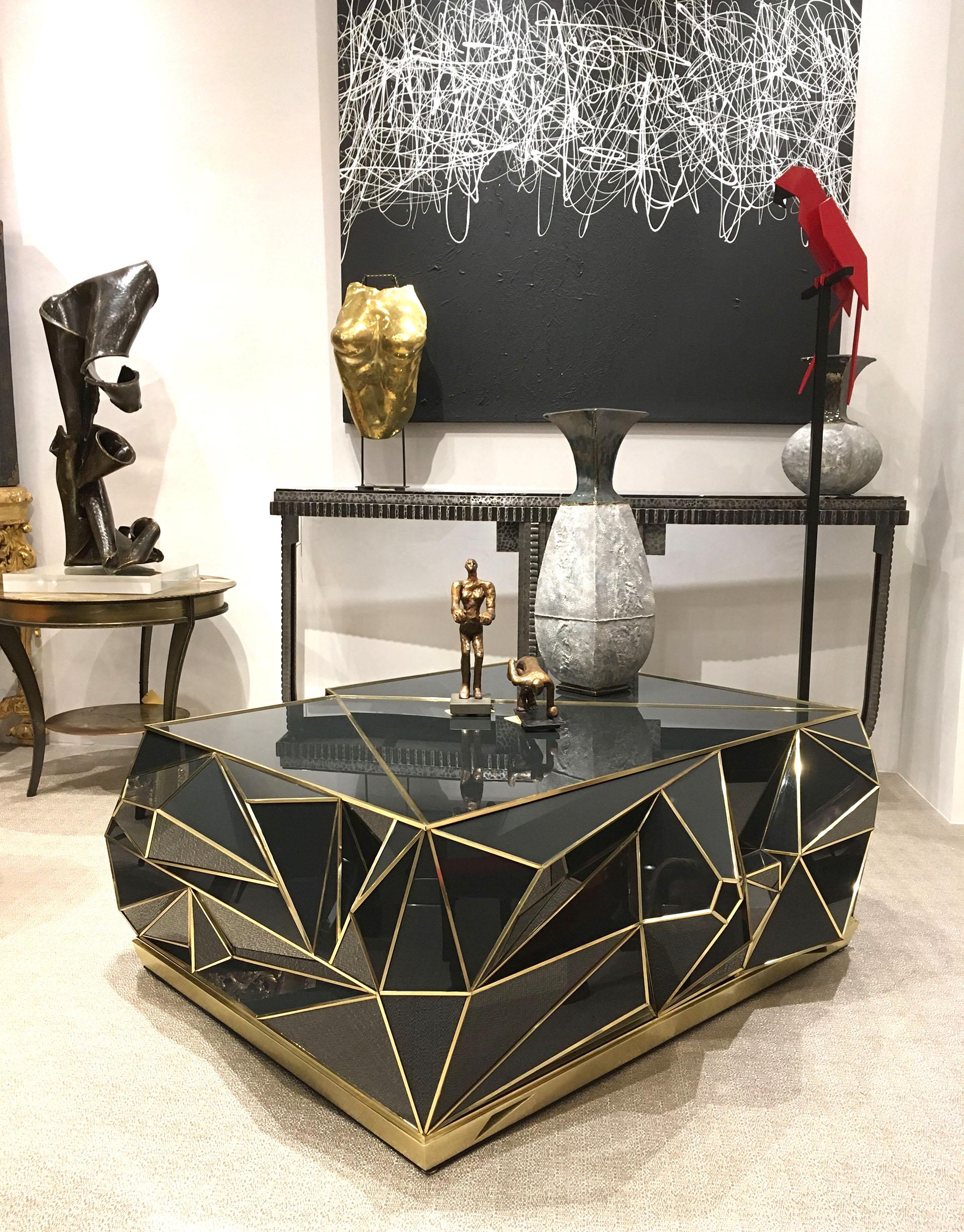 Post-Modern American Modern Geometric Black Glass and Brass Coffee Table For Sale