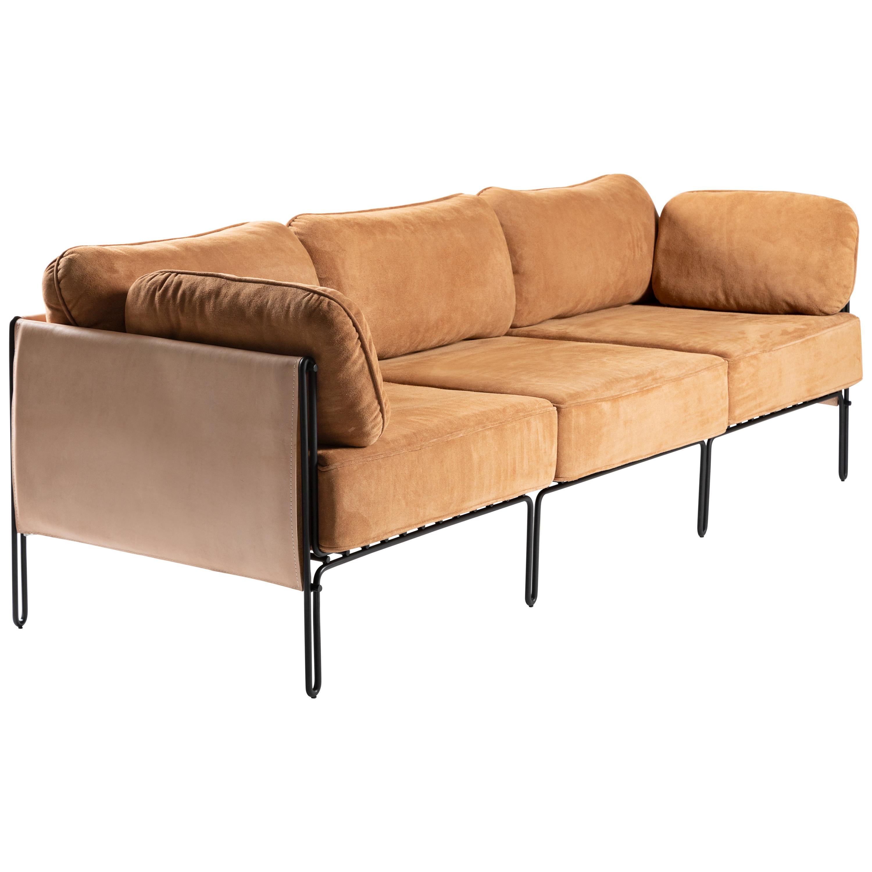 Minimalistisches brasilianisches Sofa „Sonia“ von Samuel Lamas im Angebot