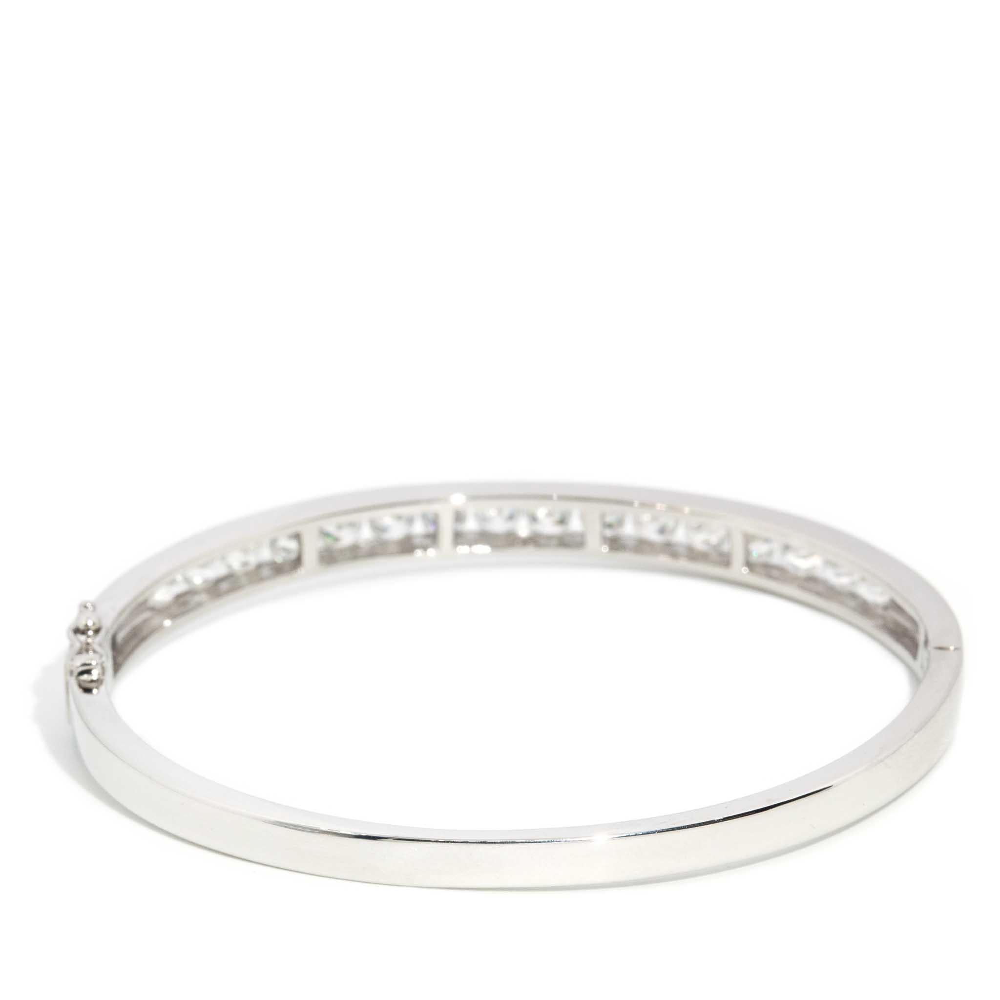 Bracelet à charnière en or blanc 18 carats avec diamant Brilliante Contemporary en vente 1