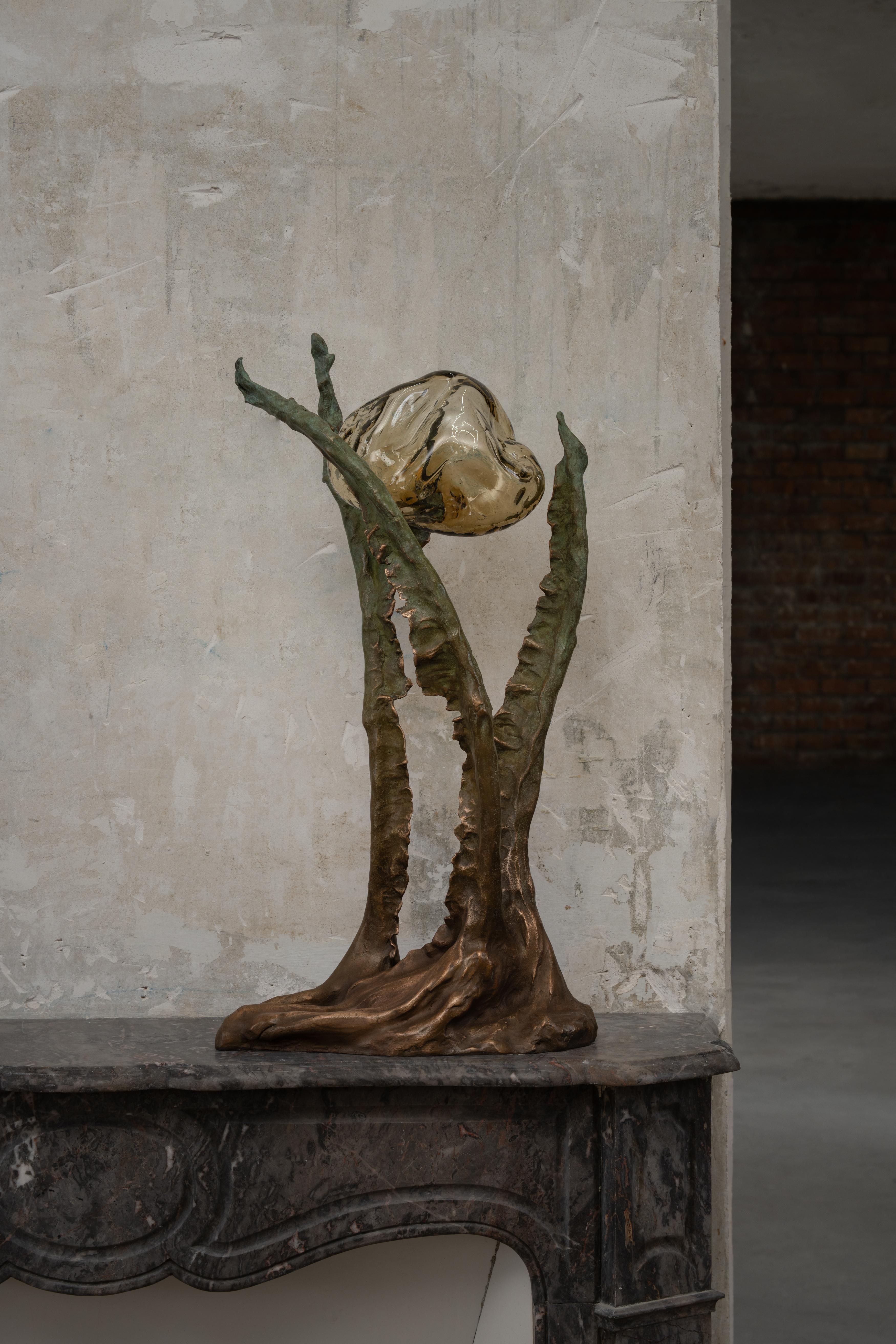 Lámpara de mesa contemporánea de bronce y vidrio soplado a mano, Francia en venta 3