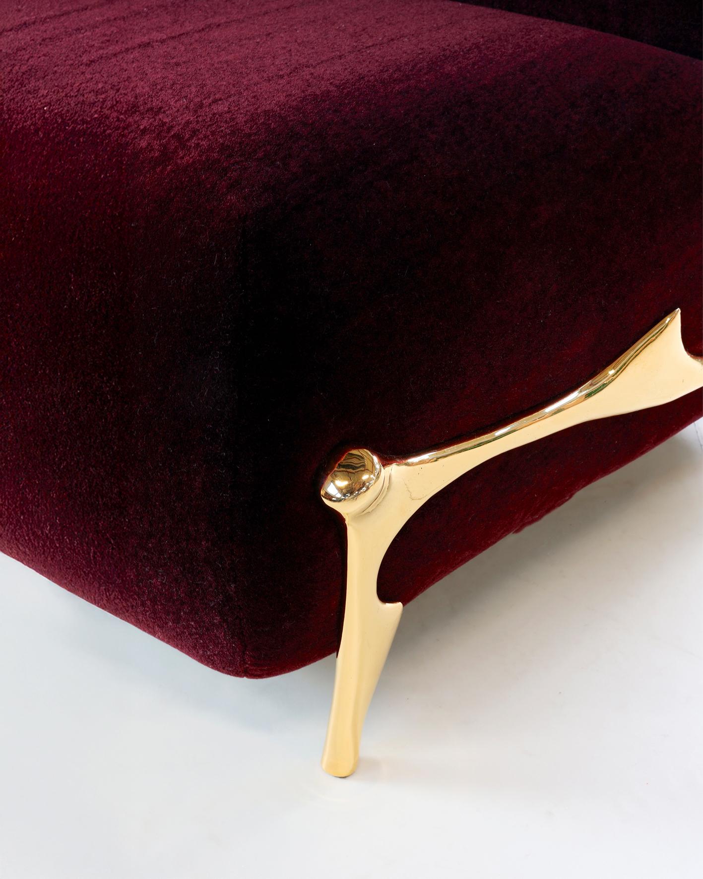 Divano curvo contemporaneo in bronzo e velluto mohair di Pierre Salagnac, Francia in vendita 1