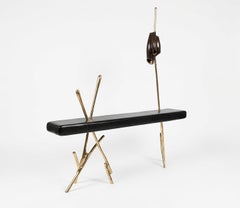 Console di illuminazione contemporanea in bronzo e quercia macchiata di Erwan Boulloud, Francia