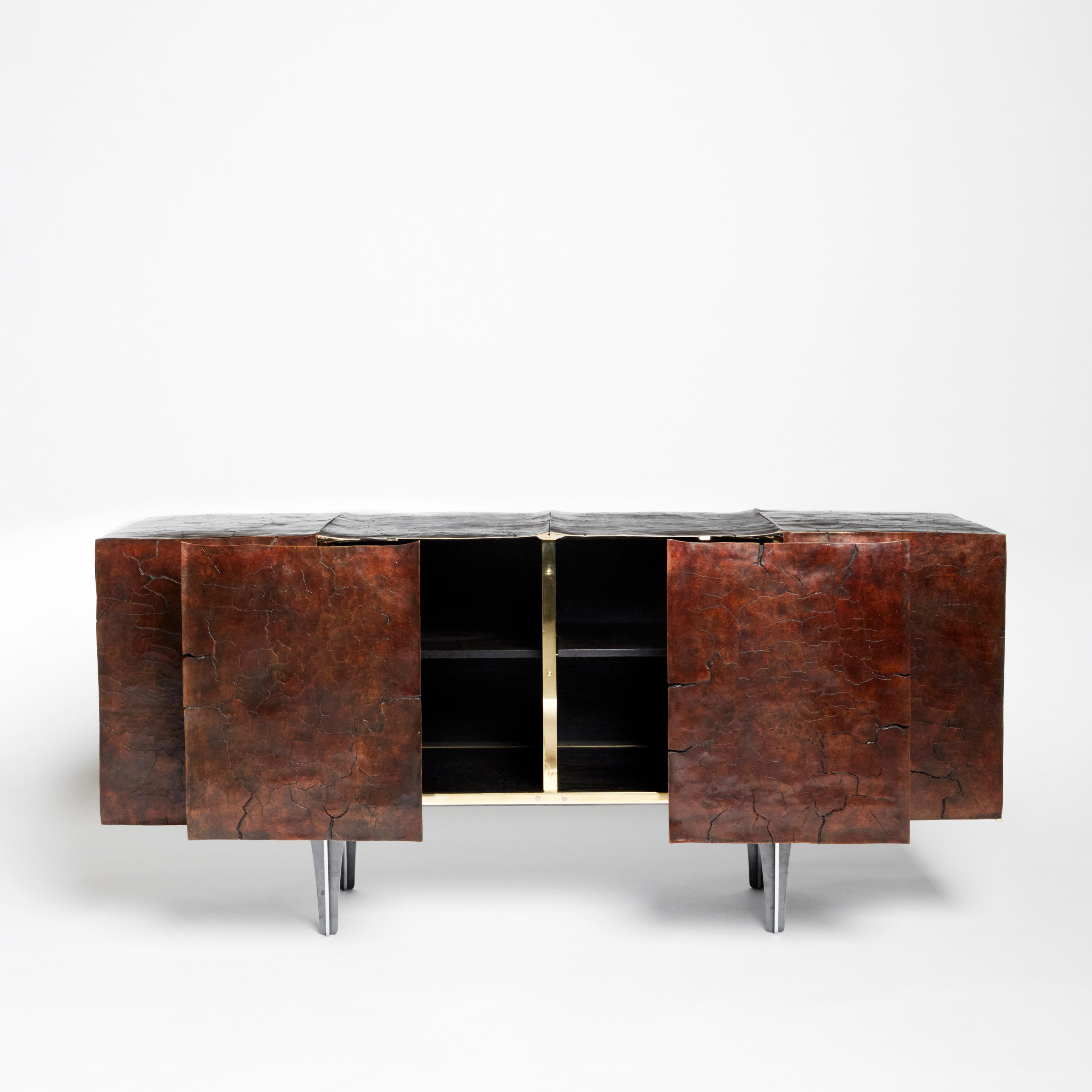 Europeo Credenza contemporanea in bronzo e legno di Erwan Boulloud, Francia in vendita