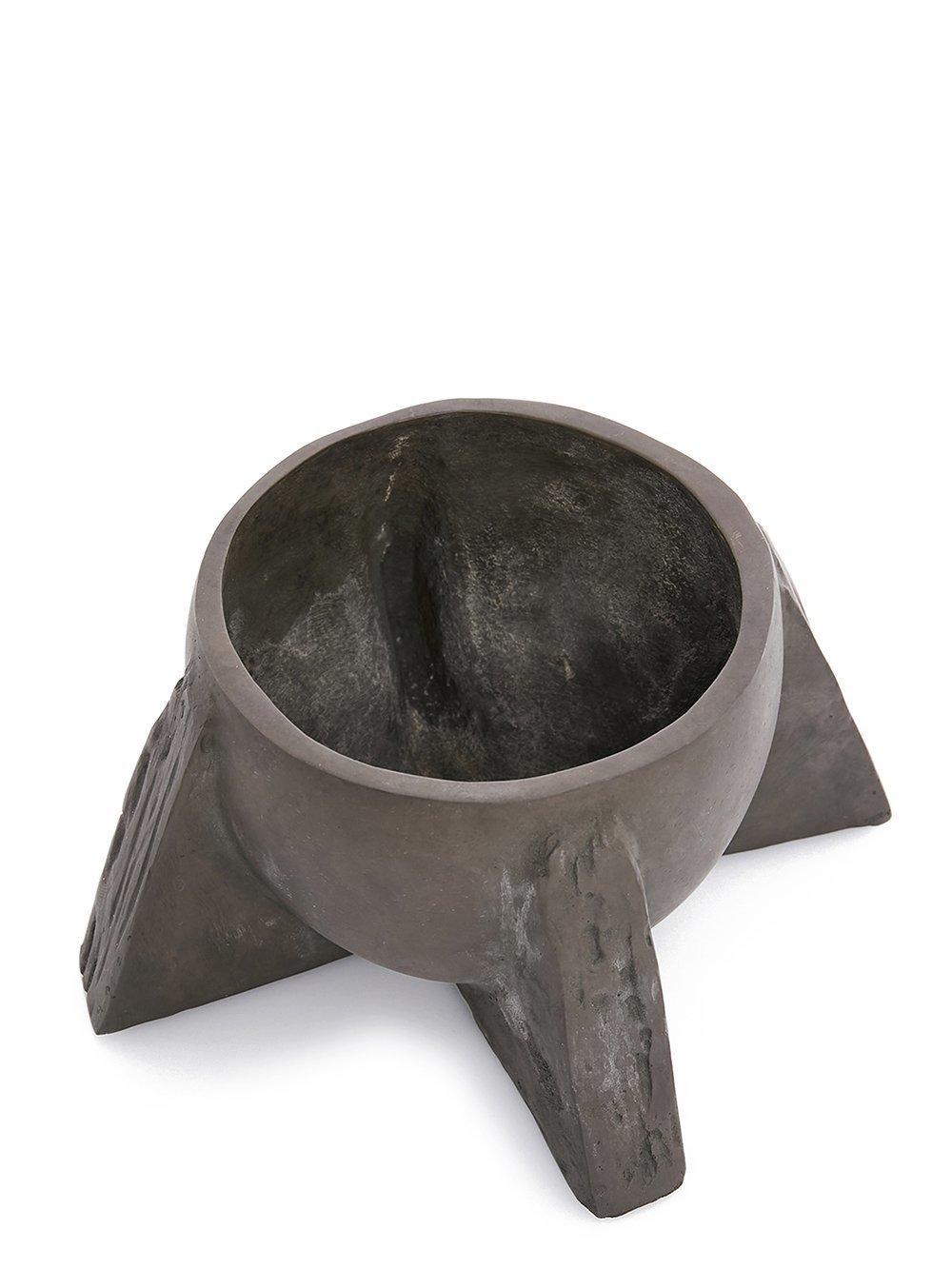 Contemporary bronze coupe by Rick Owens
2007
Dimensions: L 20 x W 20 cm
Materials: Bronze
Weight: 3 kg

Available in black finish or Nitrate (Dark Brown) finish.

Rick Owens is a California-born fashion and furniture has developed a unique