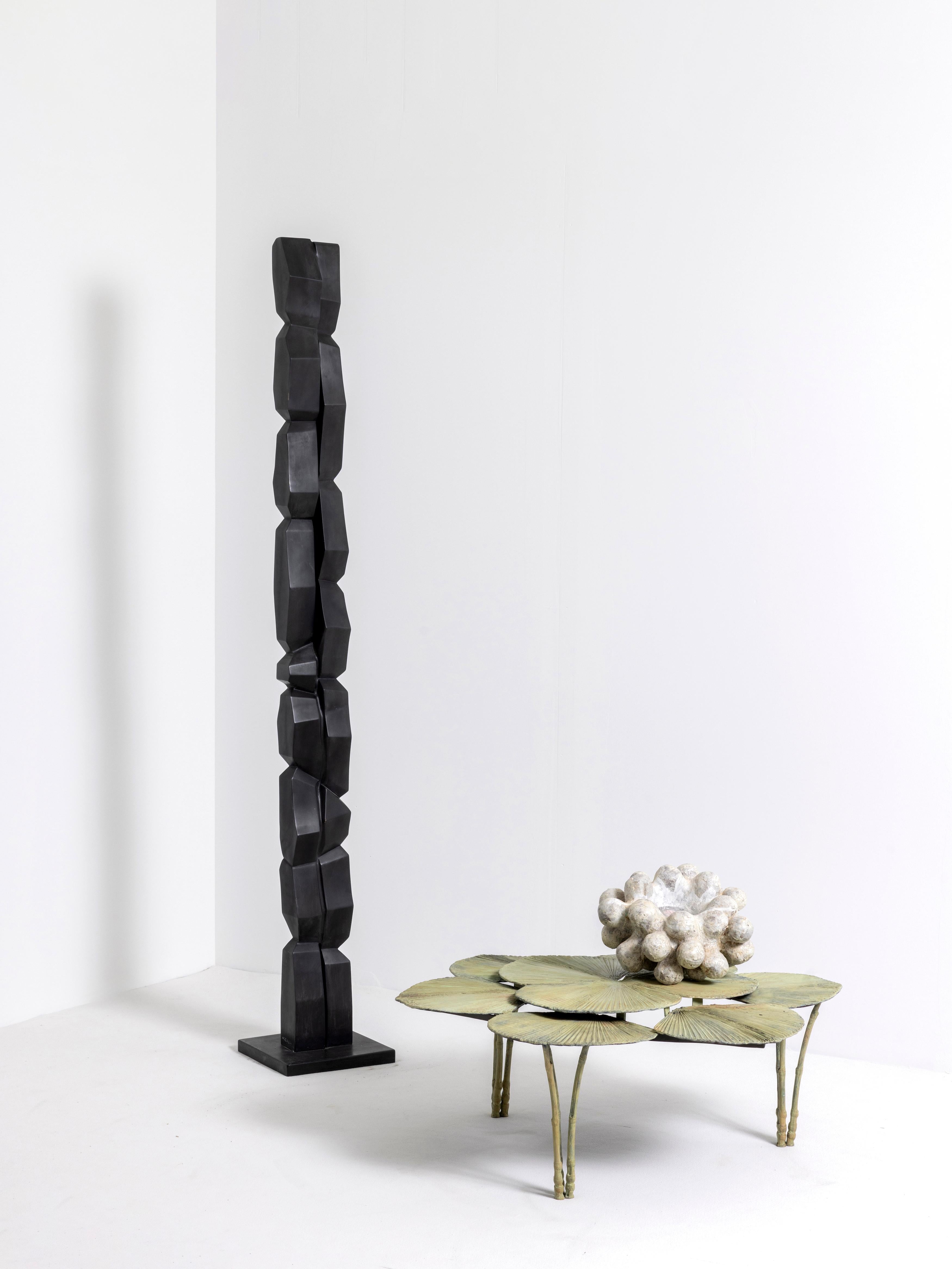 Table basse contemporaine à éventail en bronze par Clotilde Ancarani en vente 3