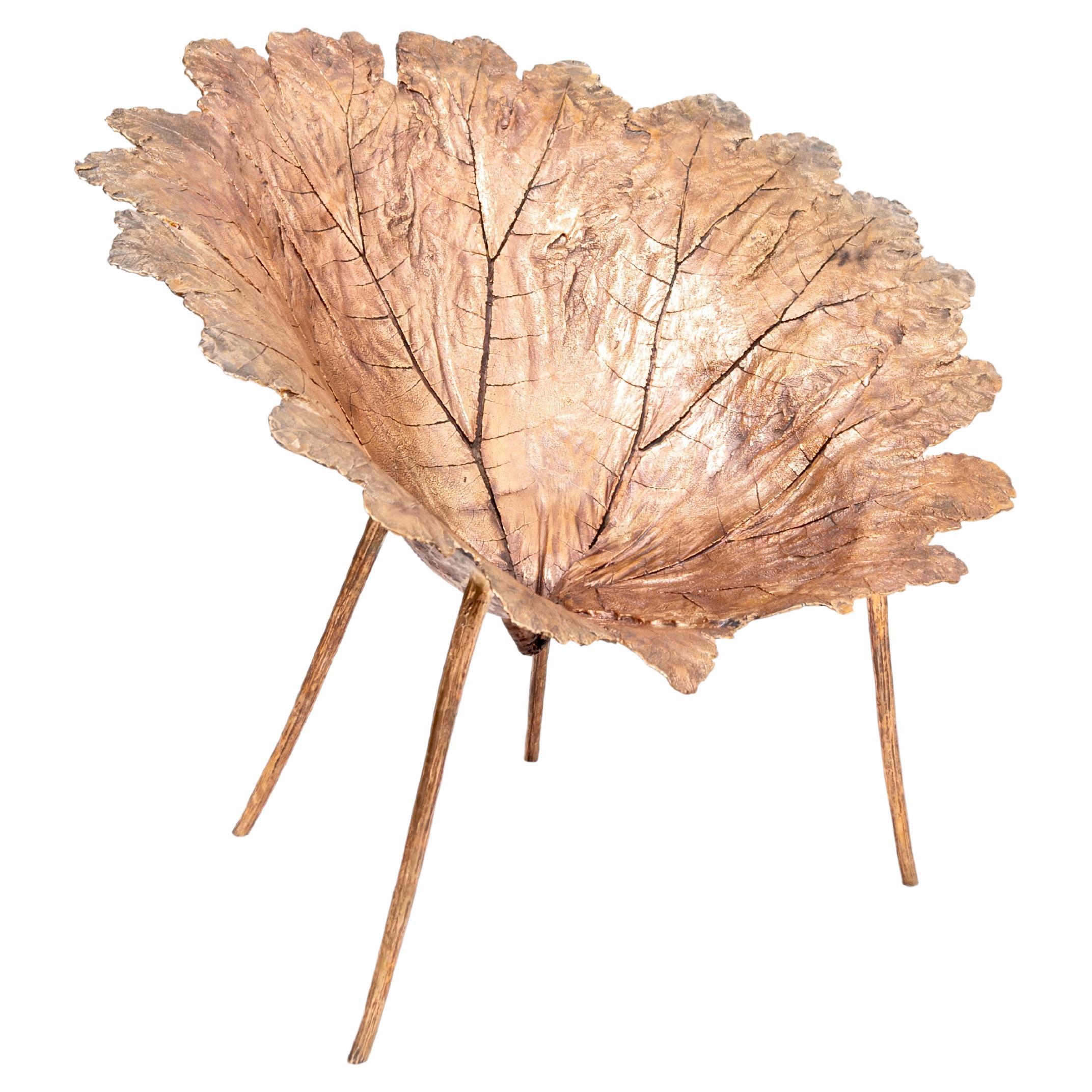 Fauteuil contemporain en bronze Gunnera de Clotilde Ancarani