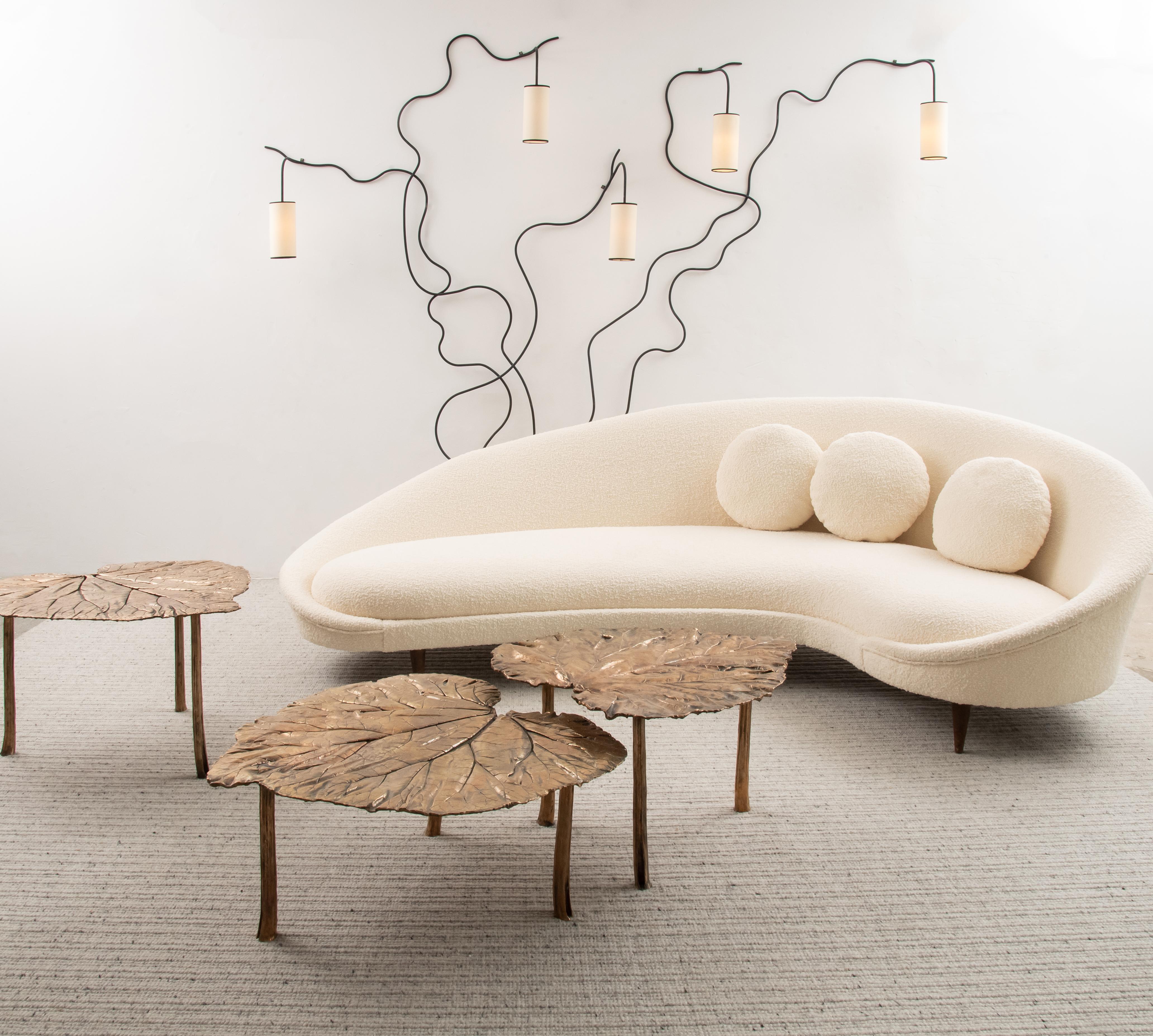 Table basse contemporaine en feuilles de bronze de Clotilde Ancarani en vente 1