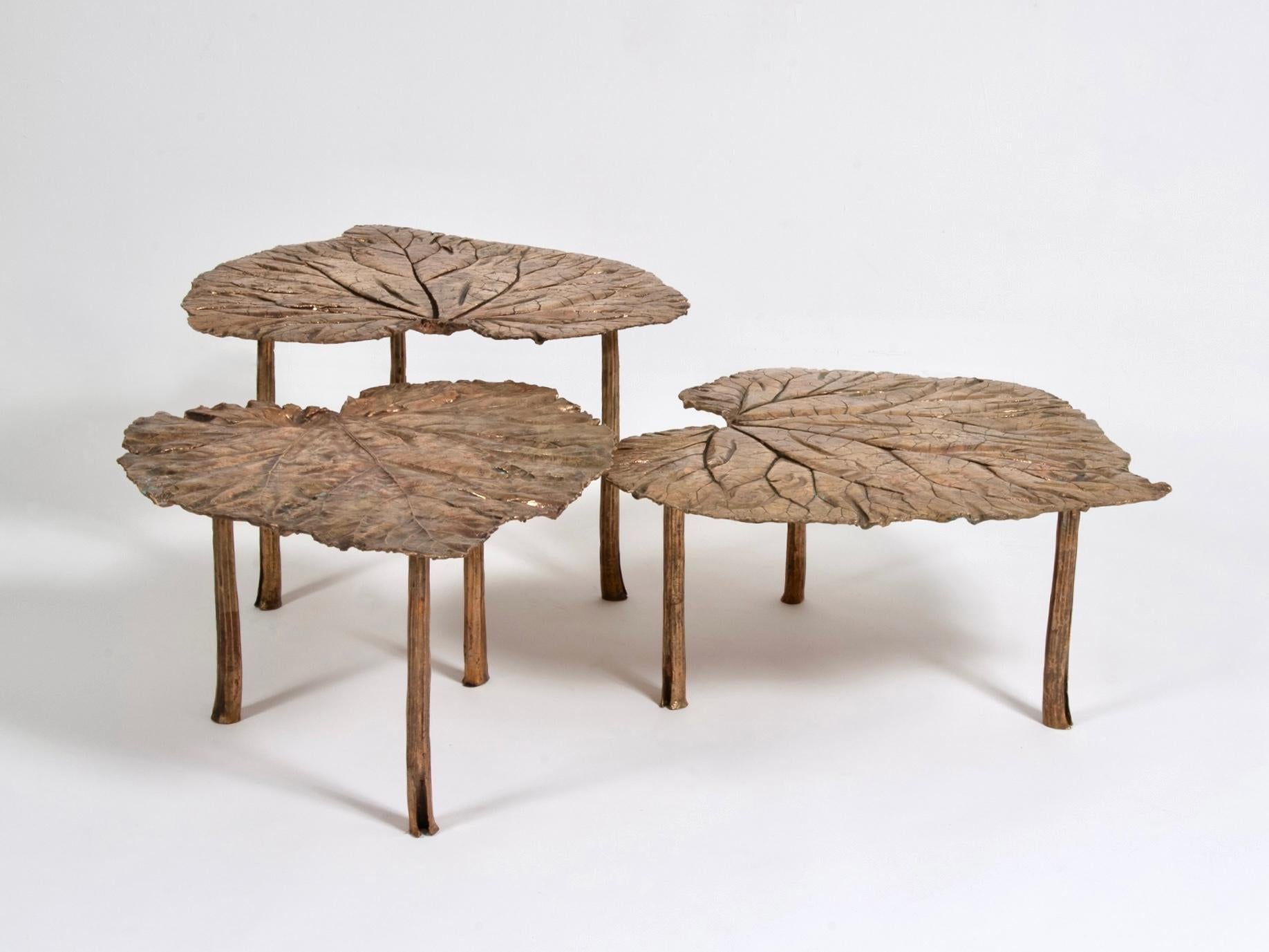 Organique Table basse contemporaine en feuilles de bronze de Clotilde Ancarani en vente