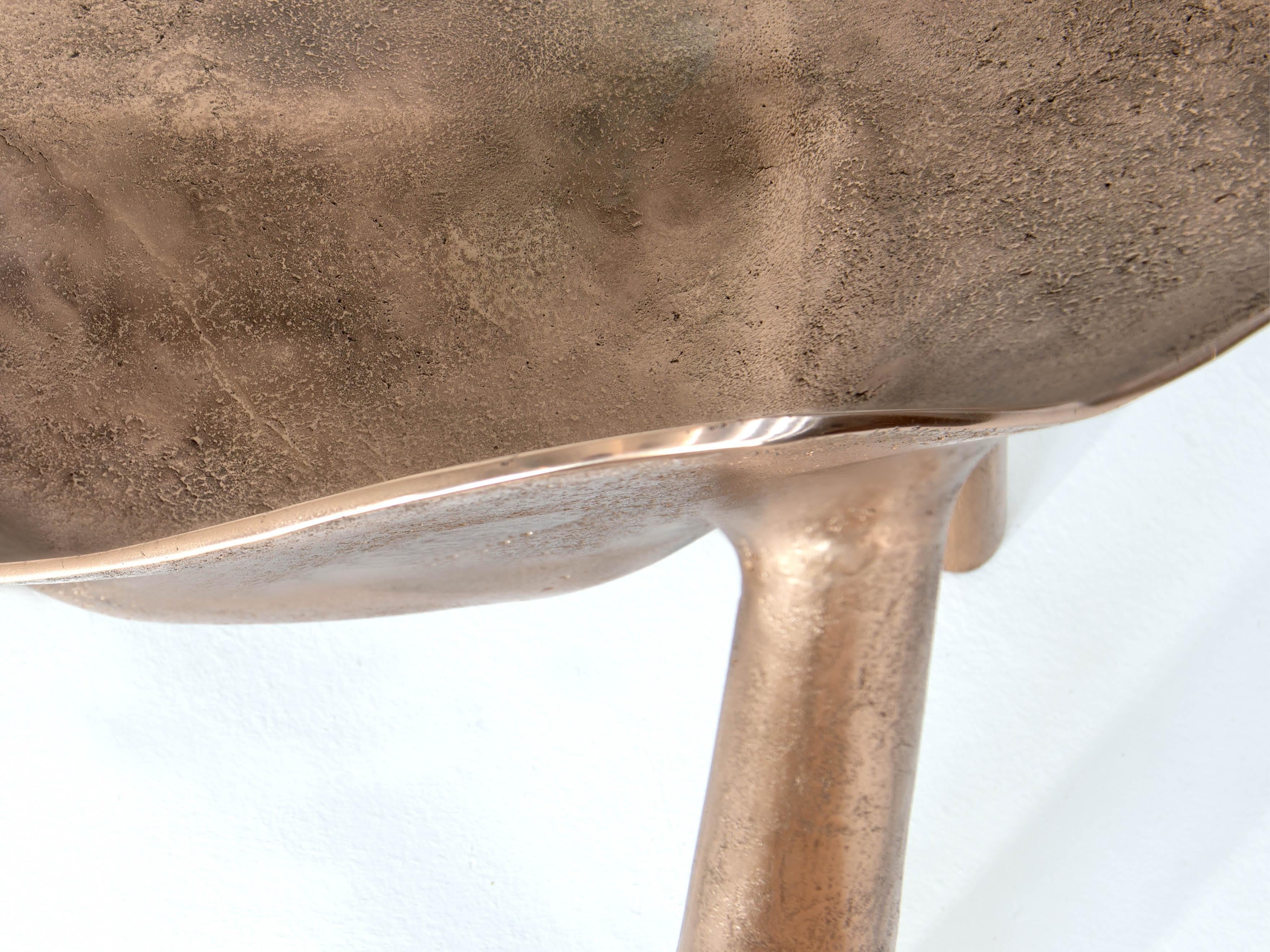 Sillón escultórico contemporáneo de bronce de Hessentia, metal de bronce auténtico Moderno en venta