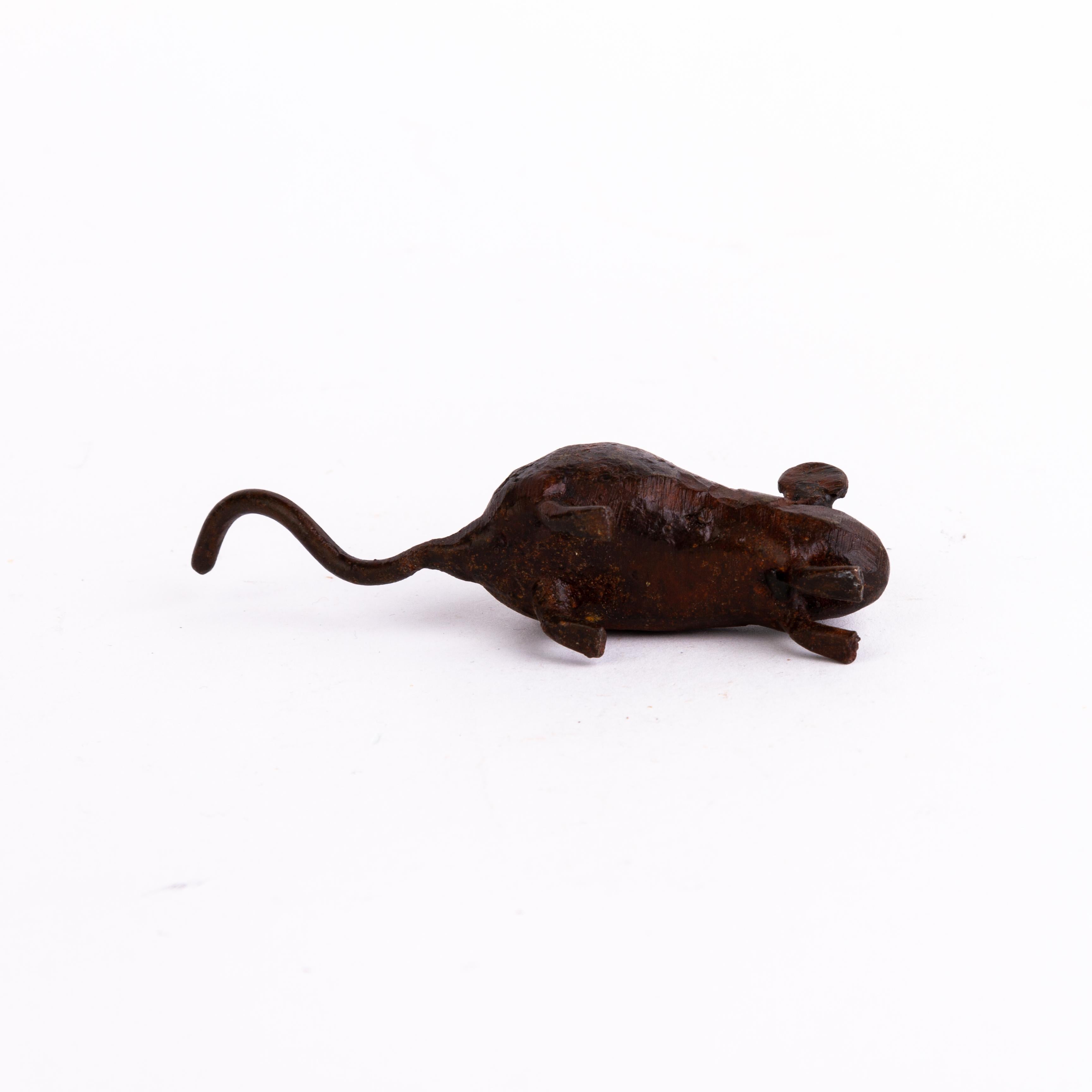 Contemporary Bronze Mouse Sculpture  For Sale 1