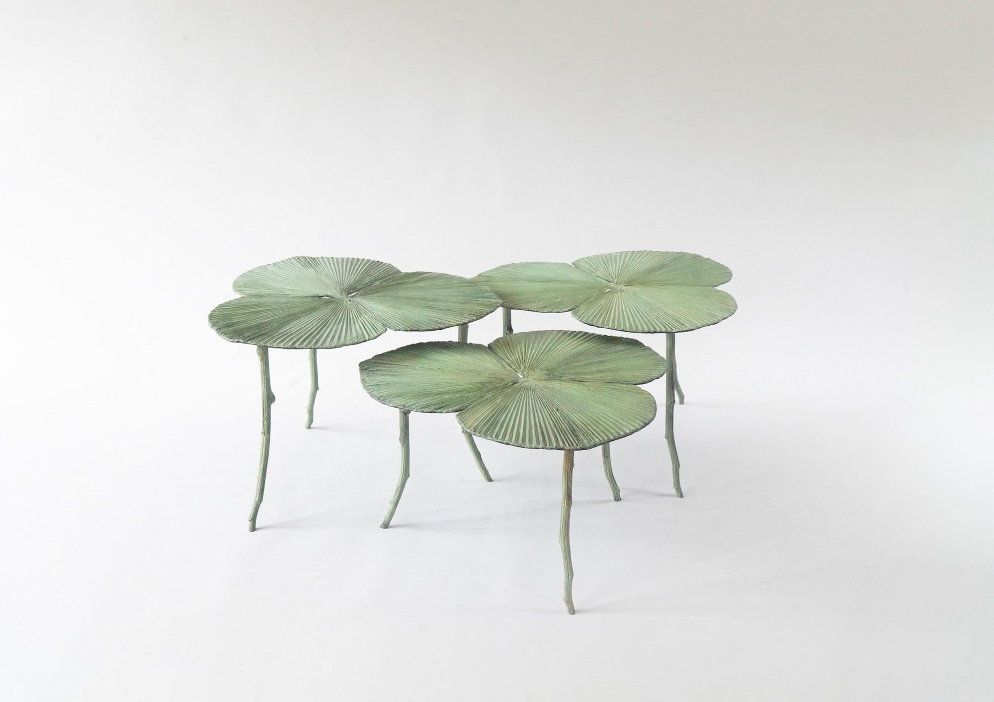 Nesting Fan Table by Clotilde Ancarani
Material: Bronze, green patina
Dimensions: H 35 - 50 - 62 cm x Ø 57 cm
Year: 2024
Type: limited edition, number 1/8

--> also available in golden polish

The prolific artist Clotilde Ancarani has made a name