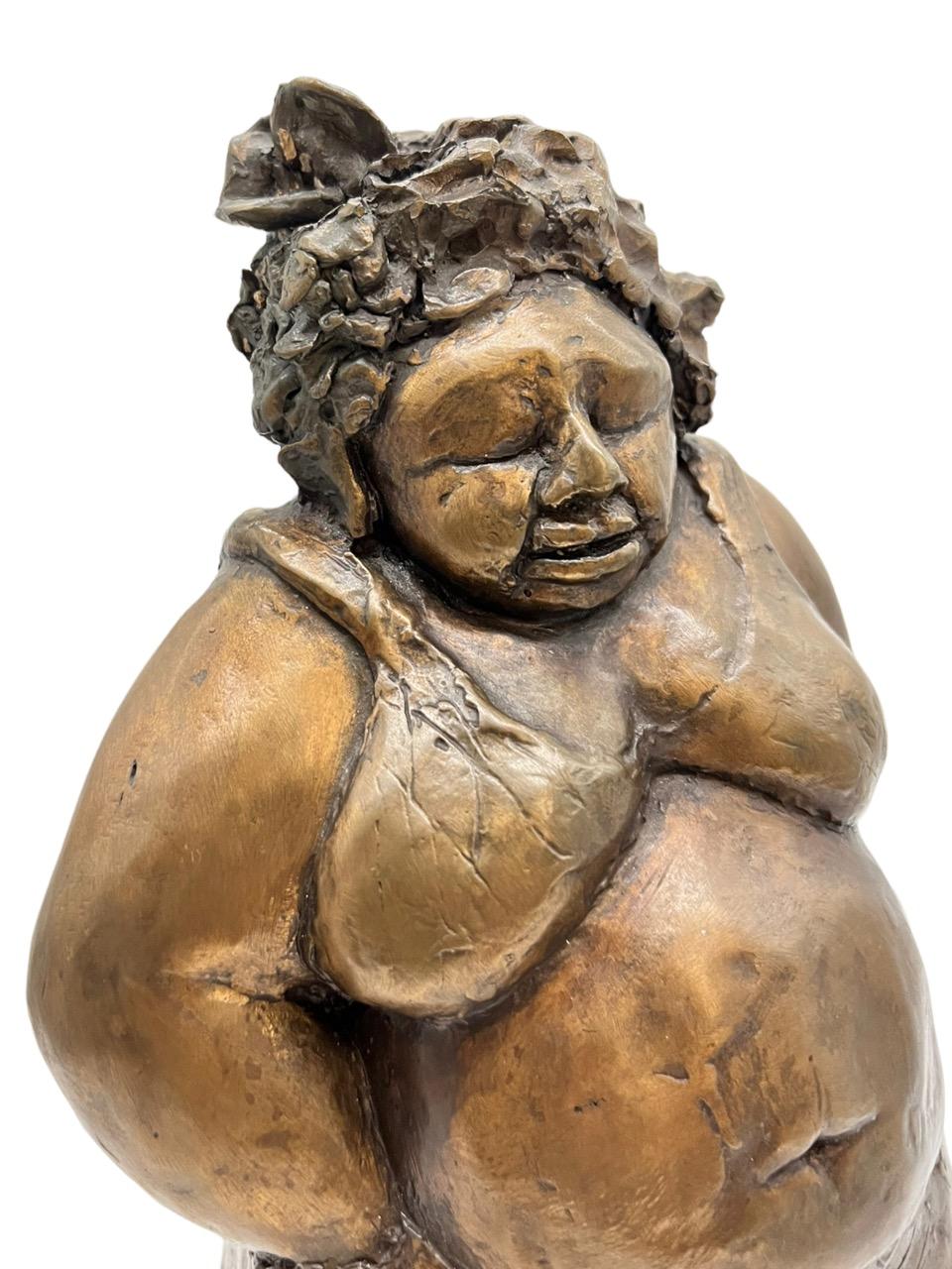 Zeitgenössische Bronzeskulptur mit der Darstellung einer nackten Frau von Yael Erlichman, 2002 (Israelisch) im Angebot