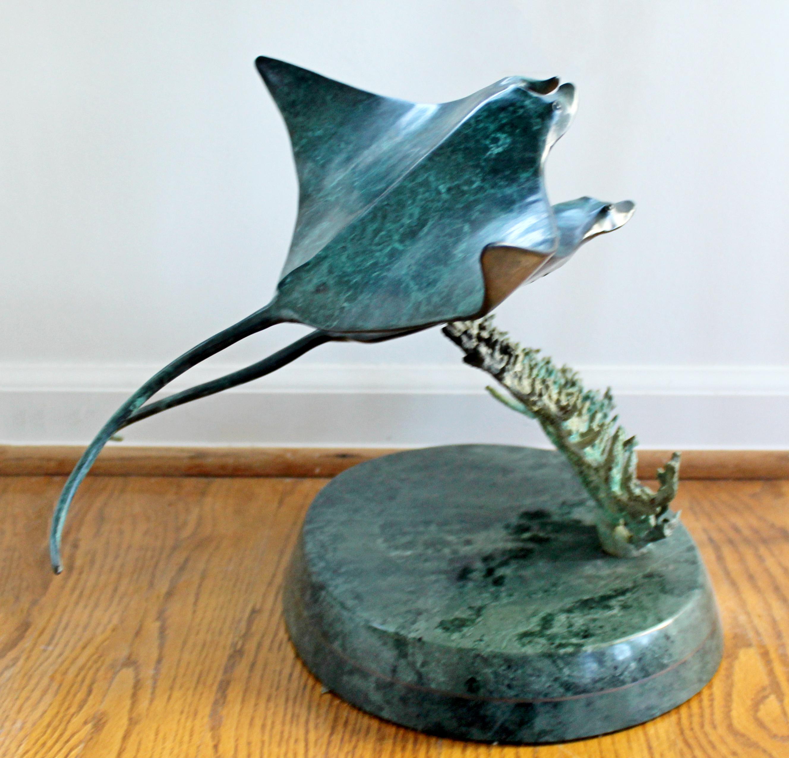 Late 20th Century Contemporary Bronze Sculpture Signed Robert Wyland Manta Rays #40/300, 1990s