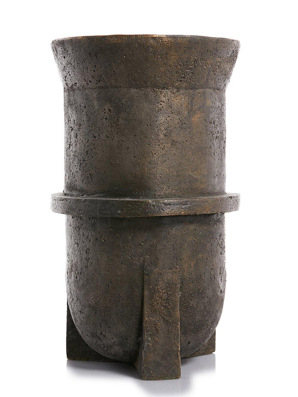 Contemporary bronze vase - Urn by Rick Owens.
2007.
Dimensions: L 34 x W 34 x H 57 cm.
Materials: bronze.
Weight: 37 kg.

Available in black and nitrate finish (dark brown).

Rick Owens is a California-born fashion and furniture has