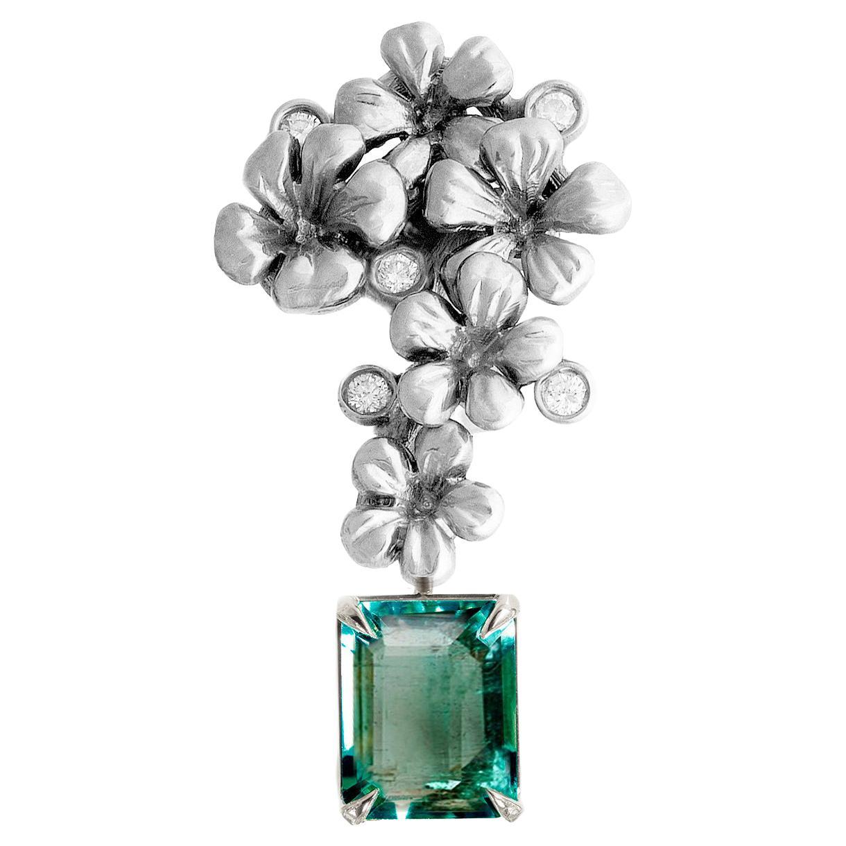 Contemporary Brooch in White Gold with Natural Emerald and Diamonds