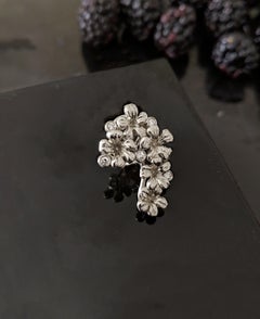 Contemporary Brooch in White Gold with Light Pink Morganite and Diamonds