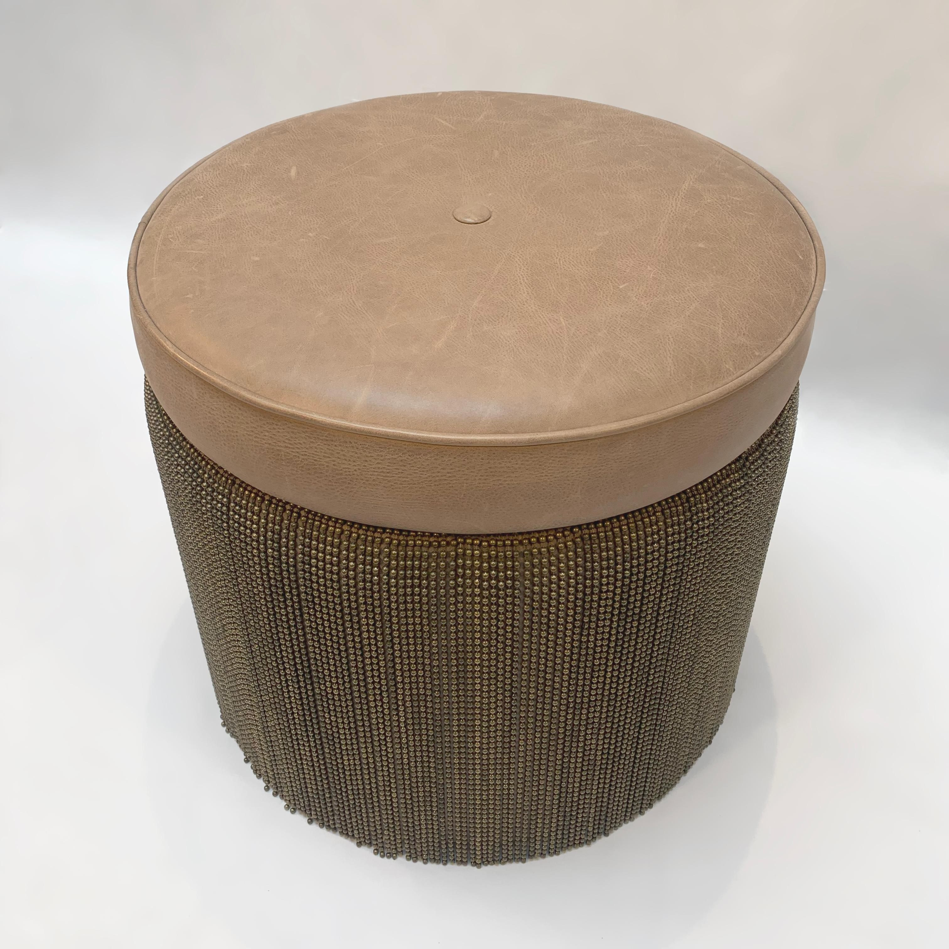 Contemporary Brown Cowhide Leather Ottoman Stool with Bronze Metal Fringe In Good Condition For Sale In Glasgow, GB