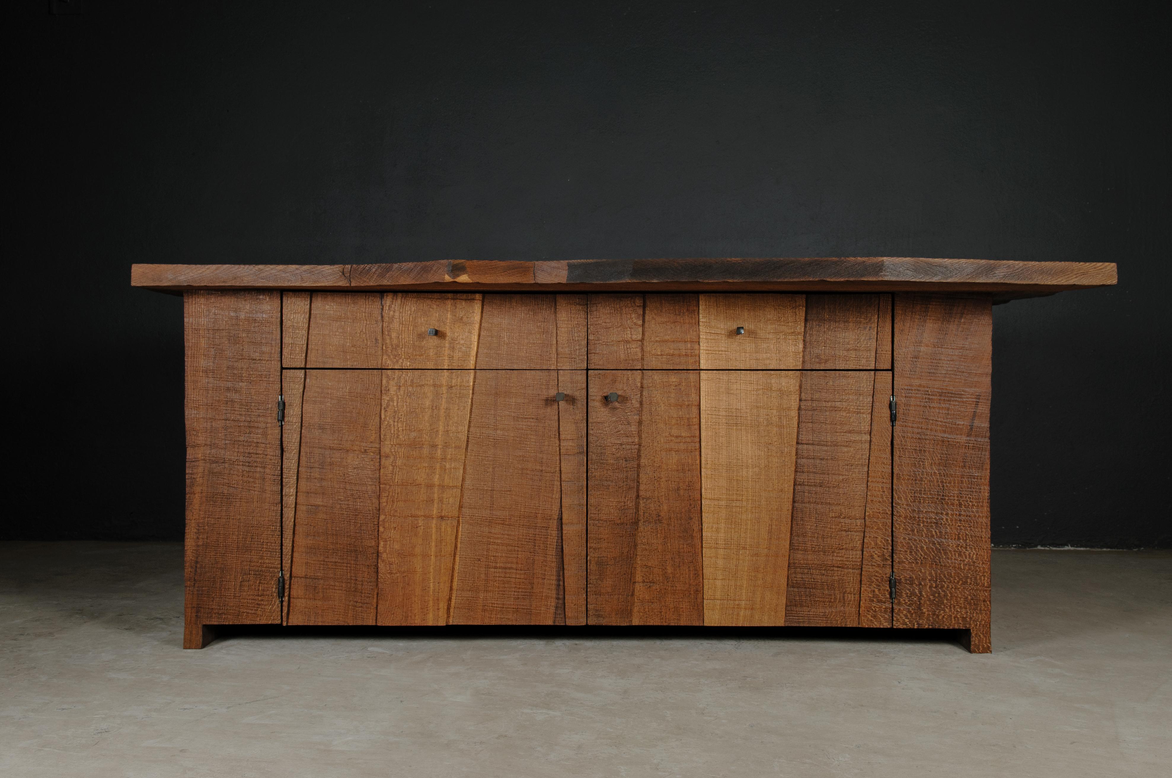 Contemporary Brutalist Geometric Commode in Solid Oak  For Sale 5