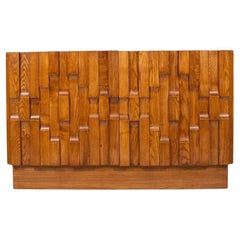 Credenza brutalista contemporanea, Frassino, Italia.