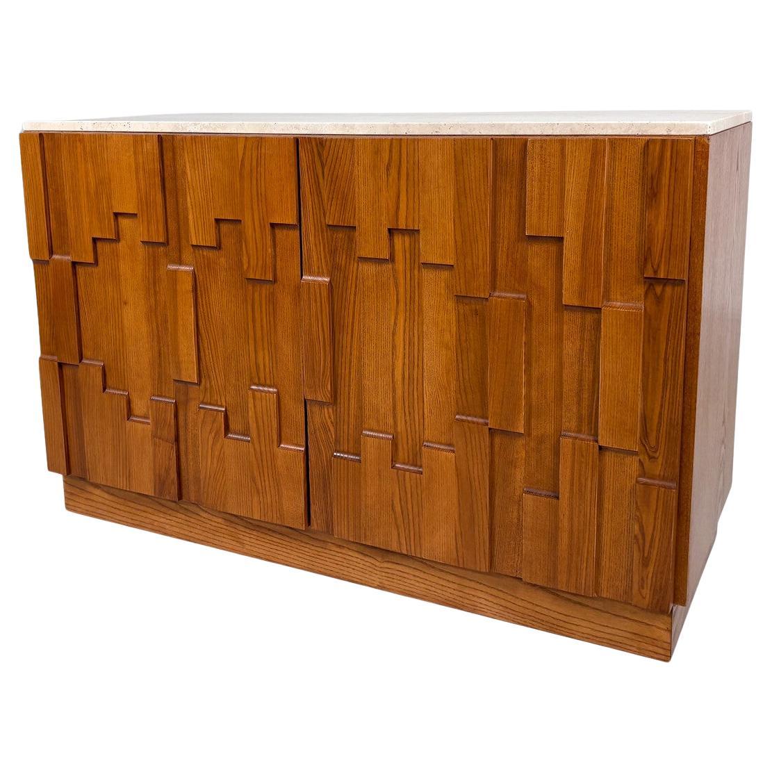 Buffet brutaliste contemporain avec plateau en travertin, Italie
