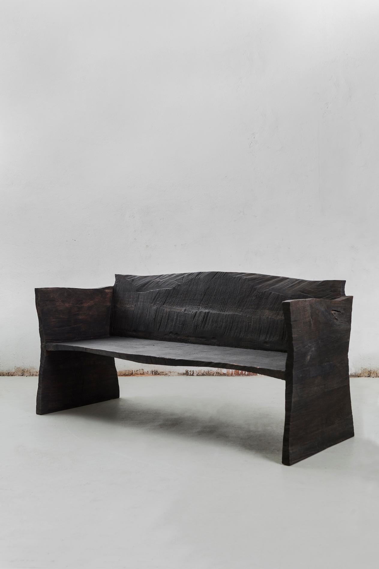Contemporary Brutalist Style Bench in Solid Oak Light and Linseed Oil For Sale 2