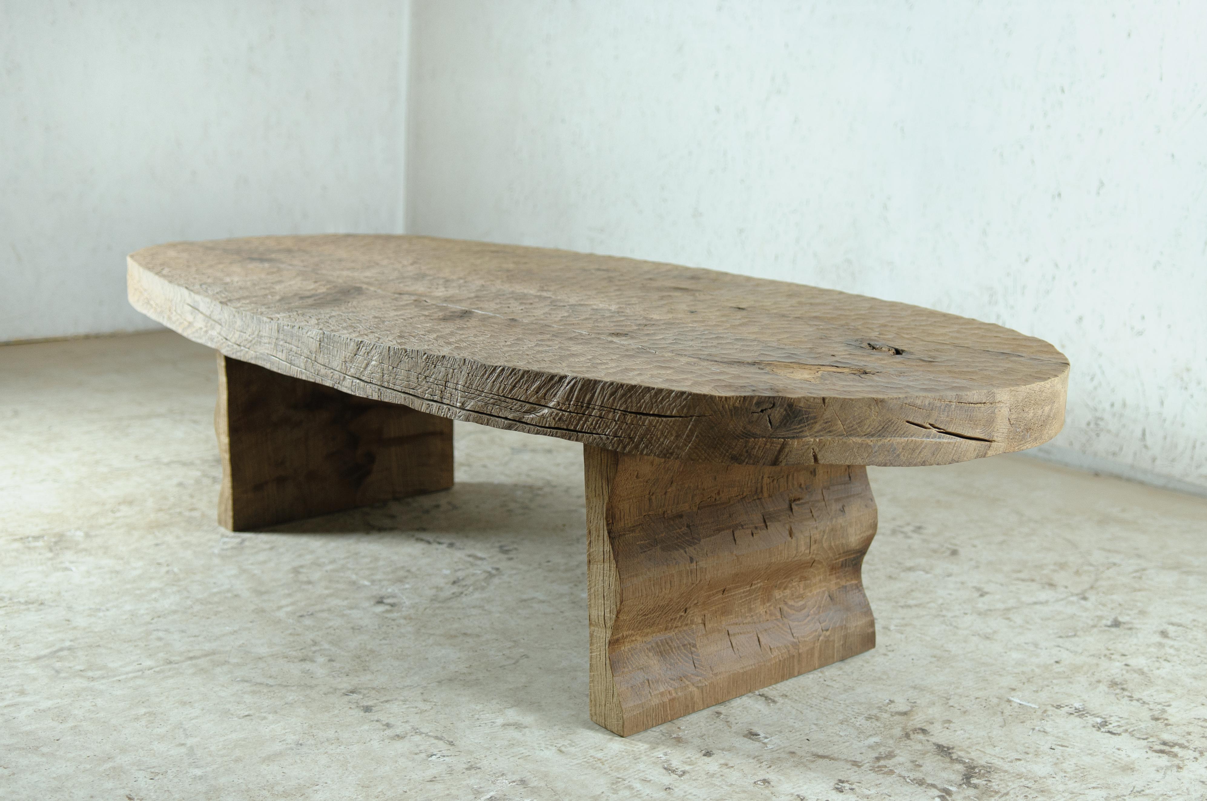 Coffe table
Sculpted wood (solid oak)
Finish: hammered, medium

[Suitable for outdoor use]

SÓHA design studio conceives and produces furniture design and decorative objects in solid oak in an authentic style. Inspiration to create all these items