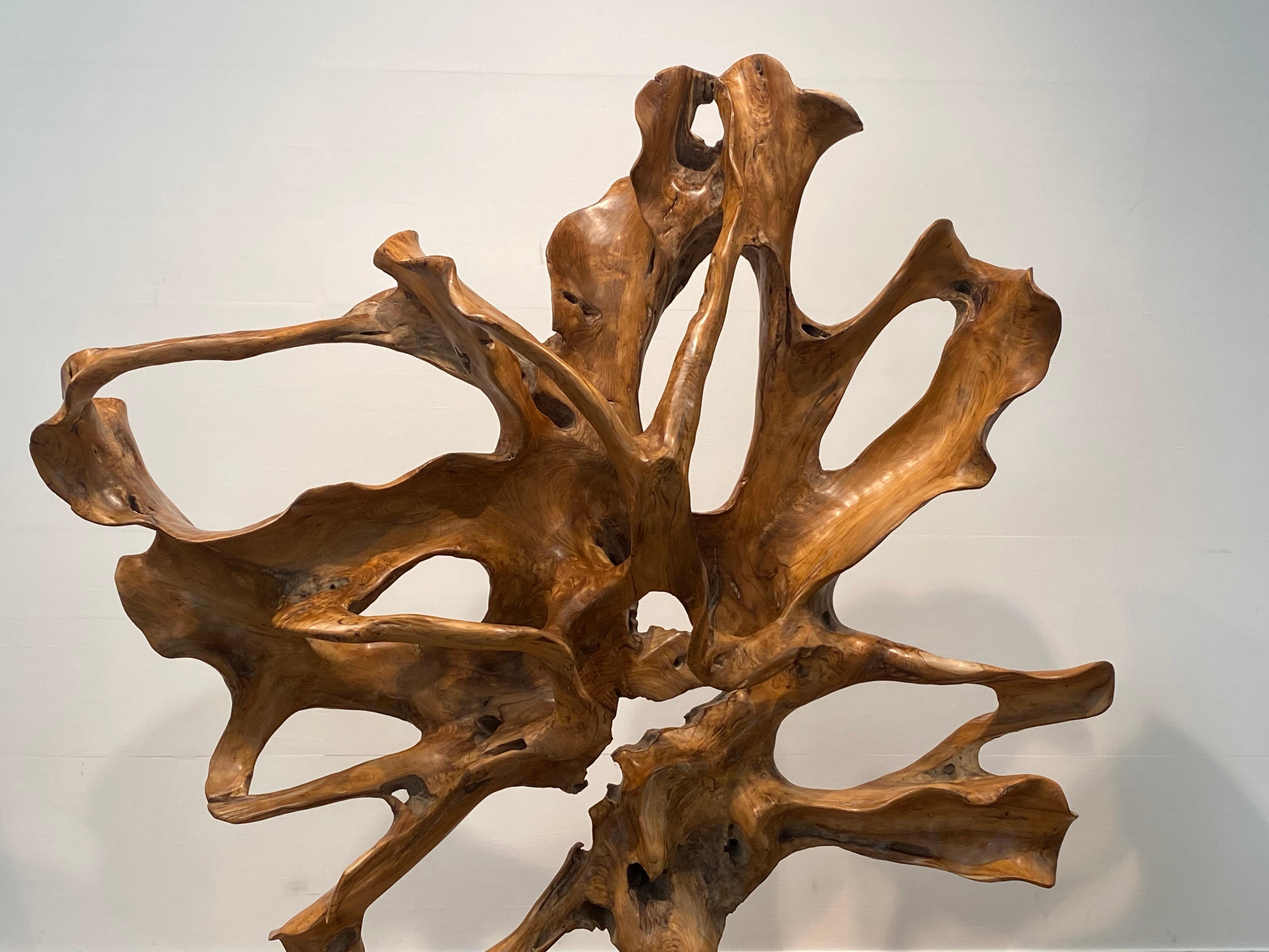Sculpture en bois contemporaine et brutaliste en vente 9