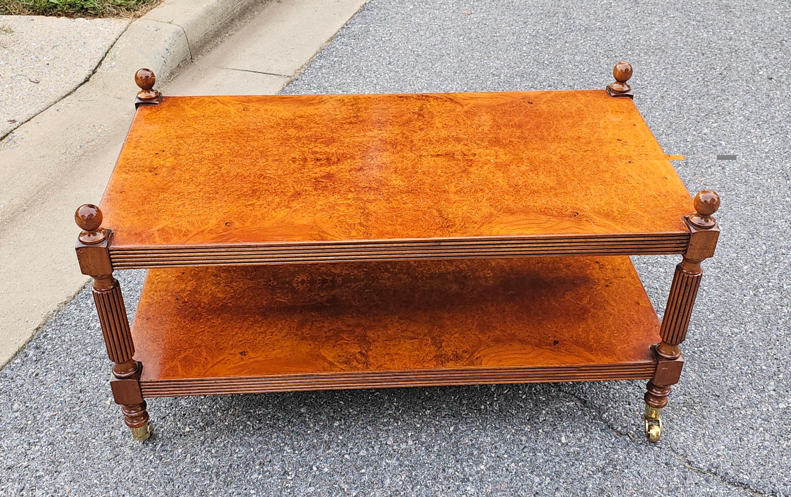 Contemporary Burl Fruitwood Tier Rolling Coffee Table im Angebot 5
