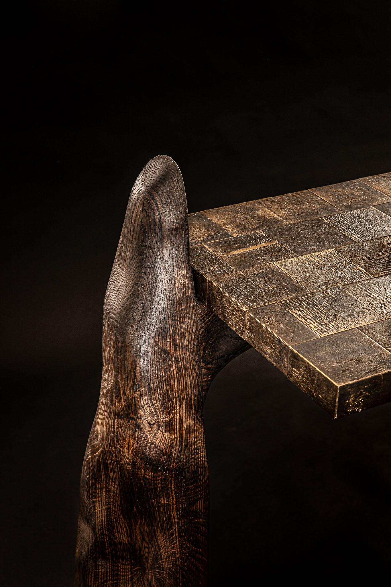 Contemporary Burned and waxed oak - cast brass Megalith console In New Condition For Sale In 1204, CH