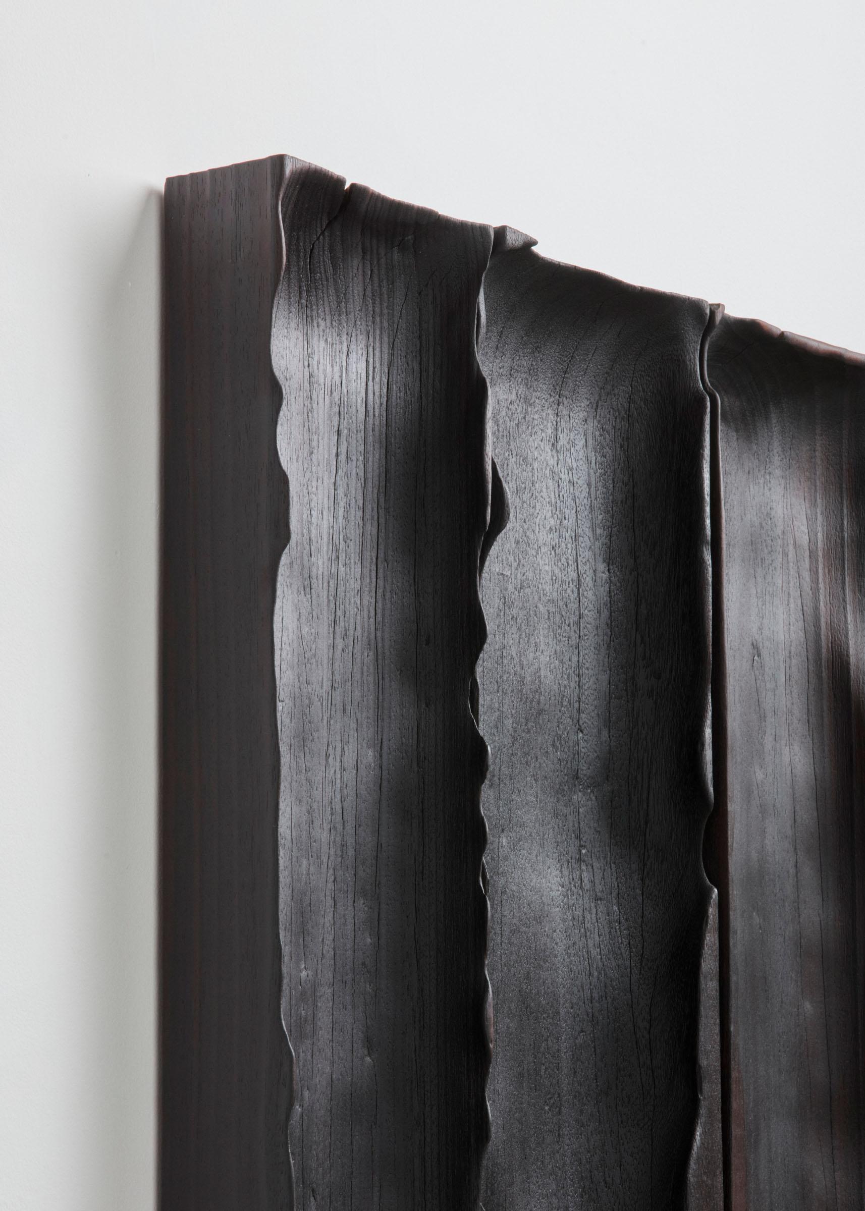 Zeitgenössisches gebranntes weiches holz Avalanche by Katrien Doms (Weichholz) im Angebot