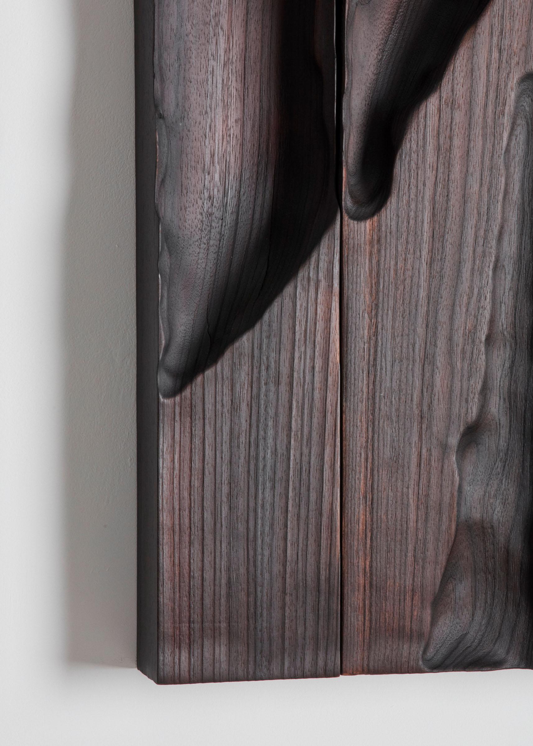 XXIe siècle et contemporain Contemporain brûlé en bois tendre Dolce Paola par Katrien Doms en vente