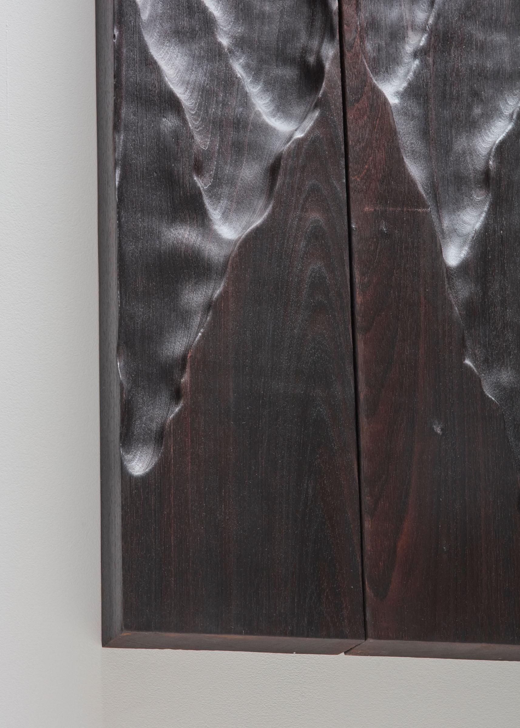 Zeitgenössisches gebranntes Weichholz Hope has a place by Katrien Doms (Handgeschnitzt) im Angebot