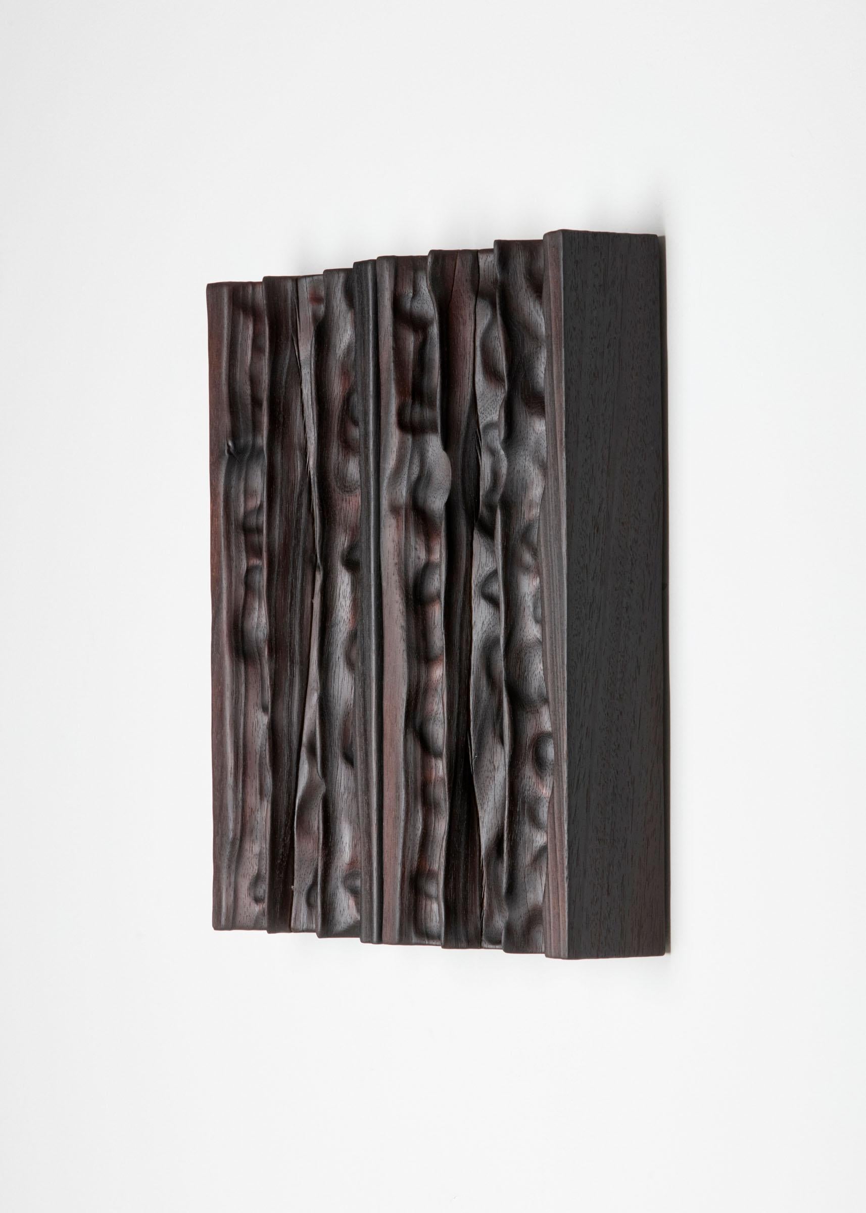 Zeitgenössisches gebranntes weiches holz Marzhan by Katrien Doms im Angebot 1