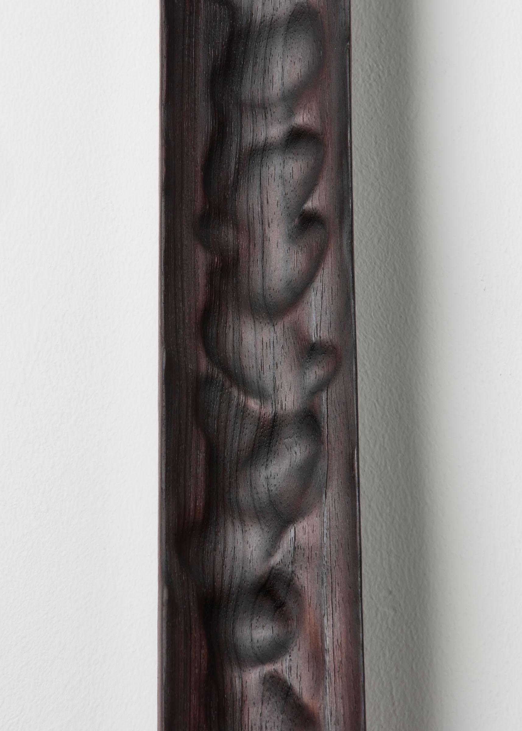 Zeitgenössisches gebranntes Weichholz The Guardian by Katrien Doms im Angebot 1