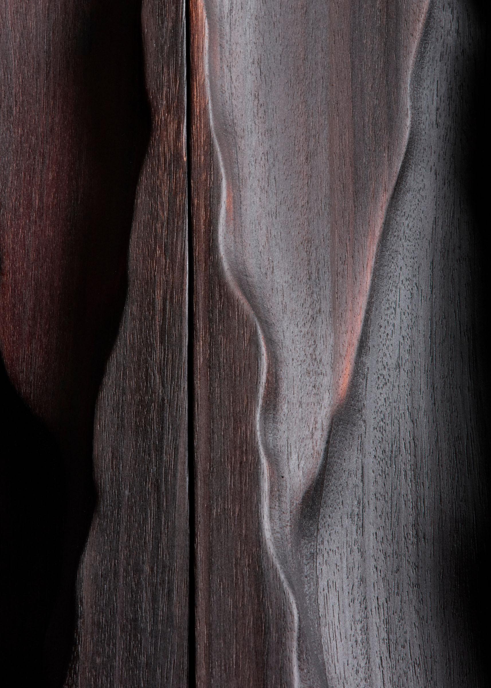 Zeitgenössisches gebranntes weiches holz Theodore by Katrien Doms (21. Jahrhundert und zeitgenössisch) im Angebot