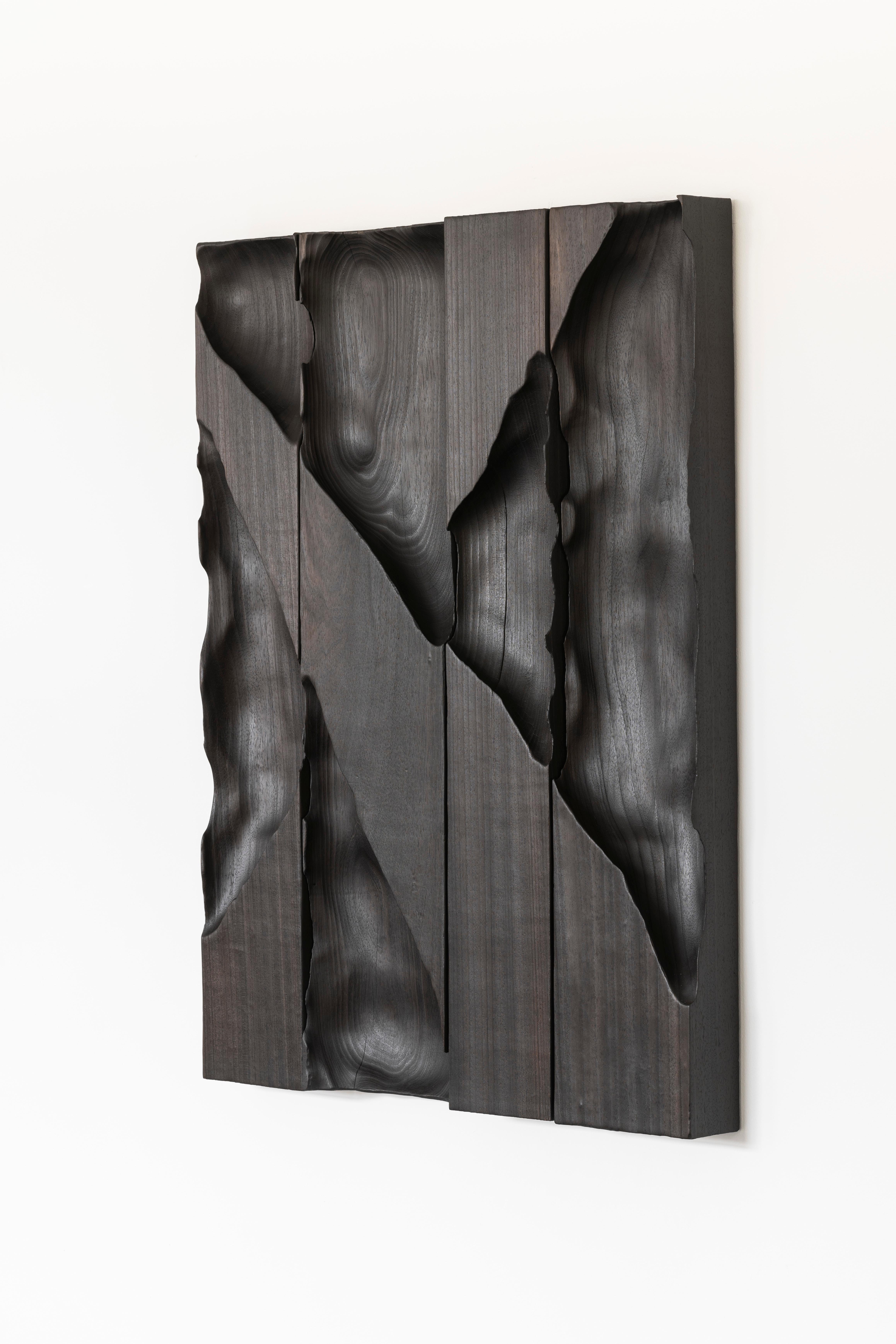 Pièce murale contemporaine en bois tendre brûlé Ukiyo 032 par Katrien Doms en vente 5