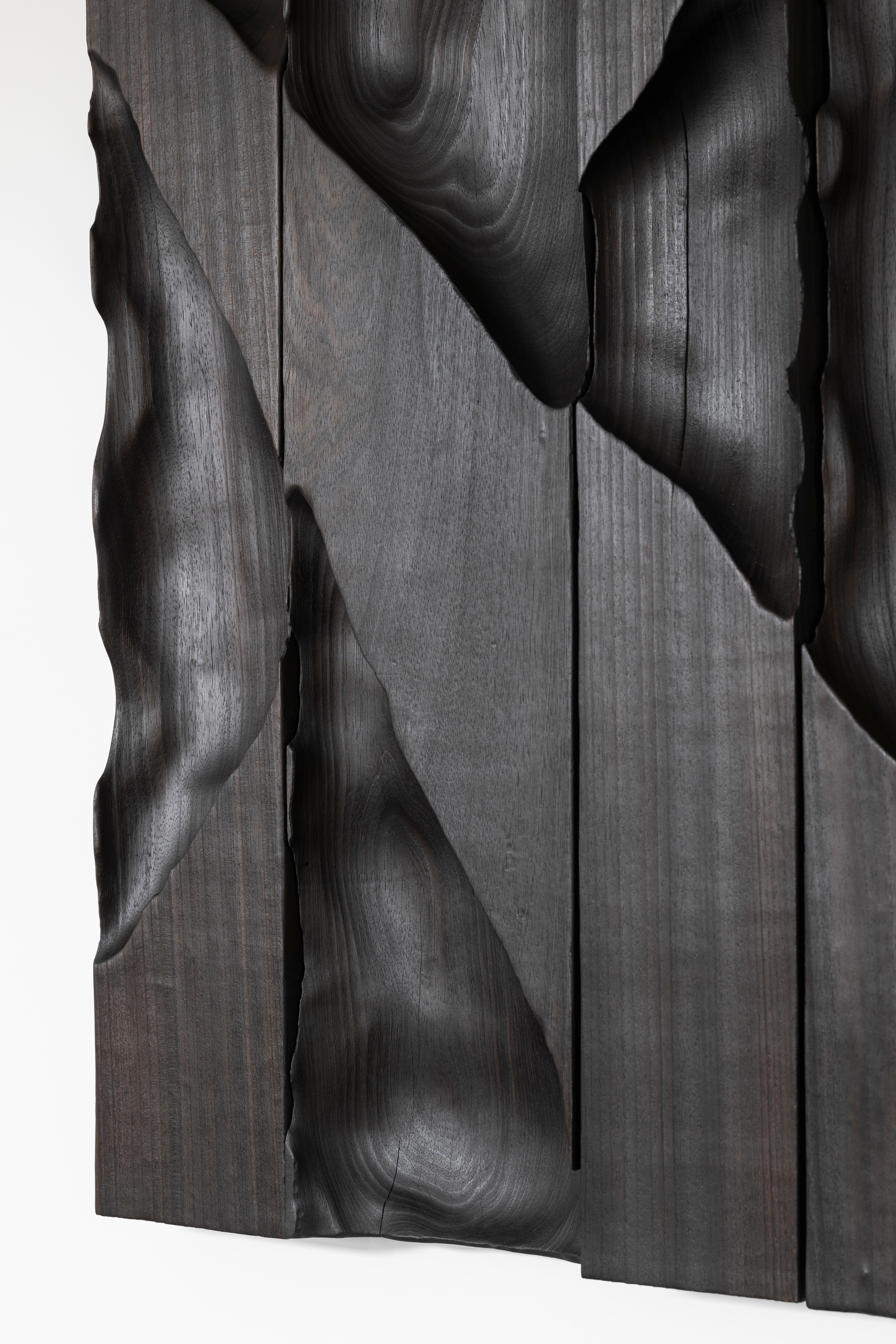 Pièce murale contemporaine en bois tendre brûlé Ukiyo 032 par Katrien Doms en vente 7
