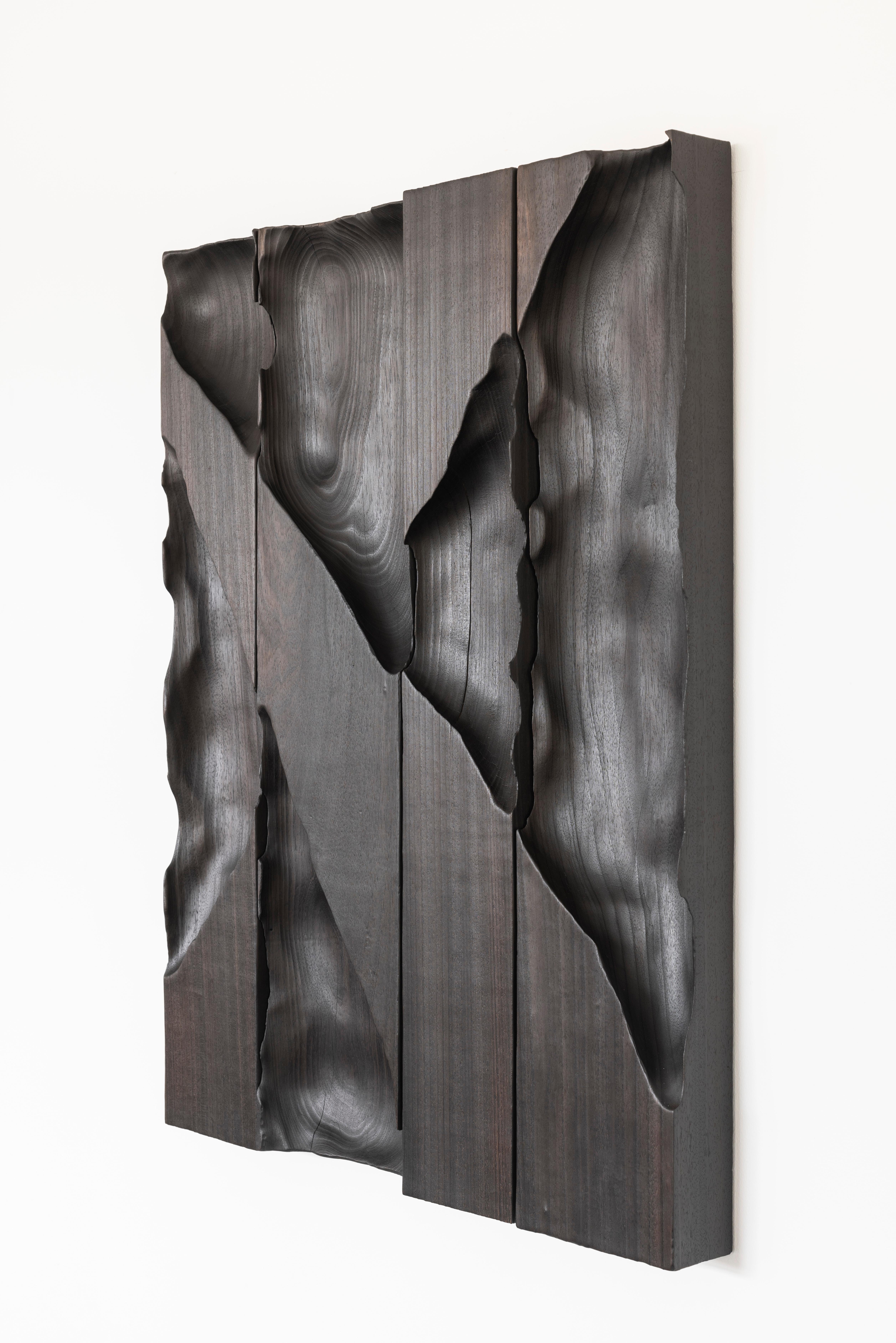 Pièce murale contemporaine en bois tendre brûlé Ukiyo 032 par Katrien Doms en vente 3