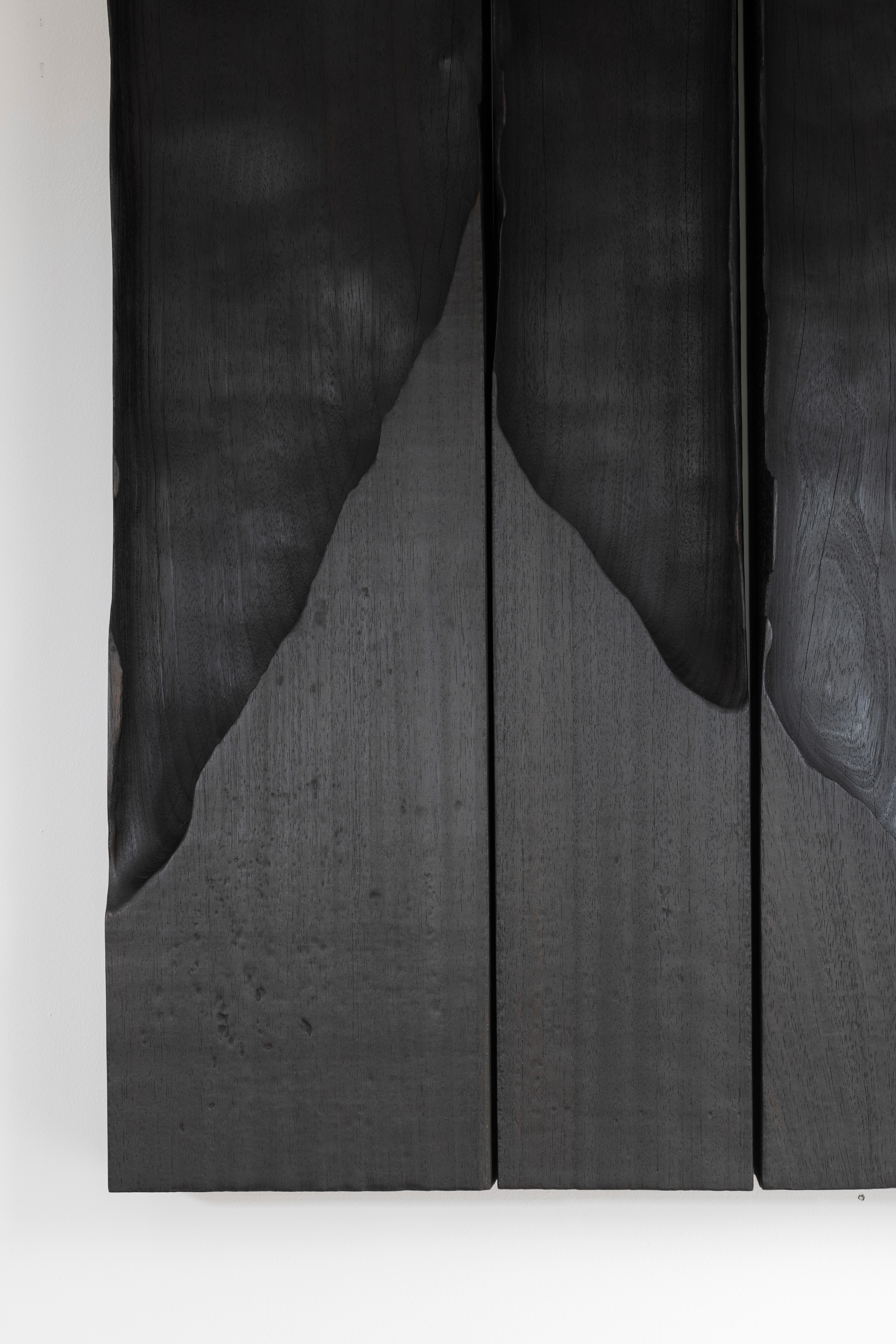 Zeitgenössisches wandobjekt aus gebranntem weichem holz Ukiyo 035 by Katrien Doms im Angebot 2