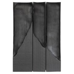 Pièce murale contemporaine en bois tendre brûlé Ukiyo 035 par Katrien Doms