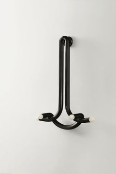 Applique contemporanea in ottone bruciato, applique di Paul Matter