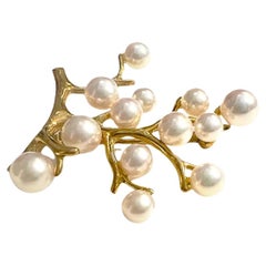 Broche contemporaine de style bush avec perles en or
