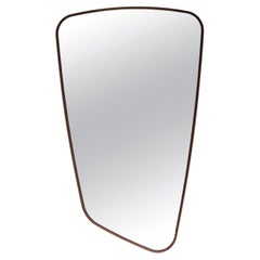 Miroir contemporain en bois de noyer américain par Franca Lucarelli et Bruna Rapisarda