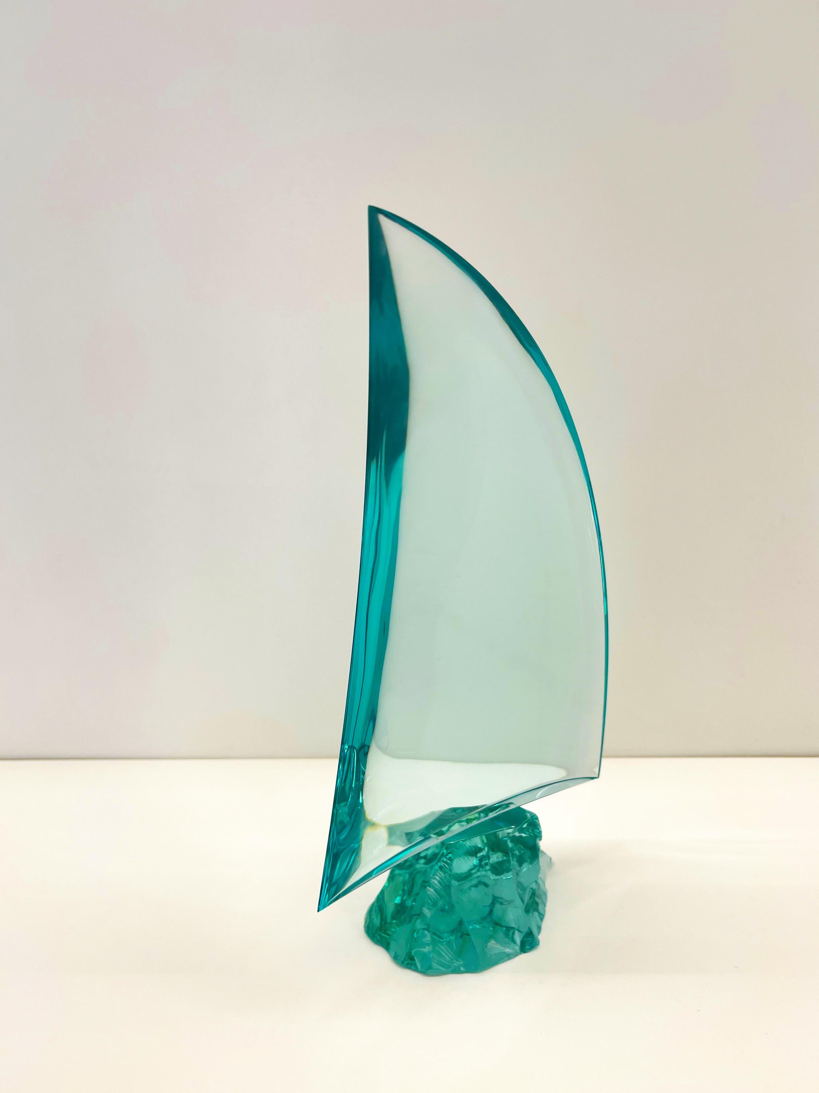 Hand-Crafted Contemporary 'Sail' Handmade Aquamarine Crystal Sculpture by Ghirò Studio For Sale