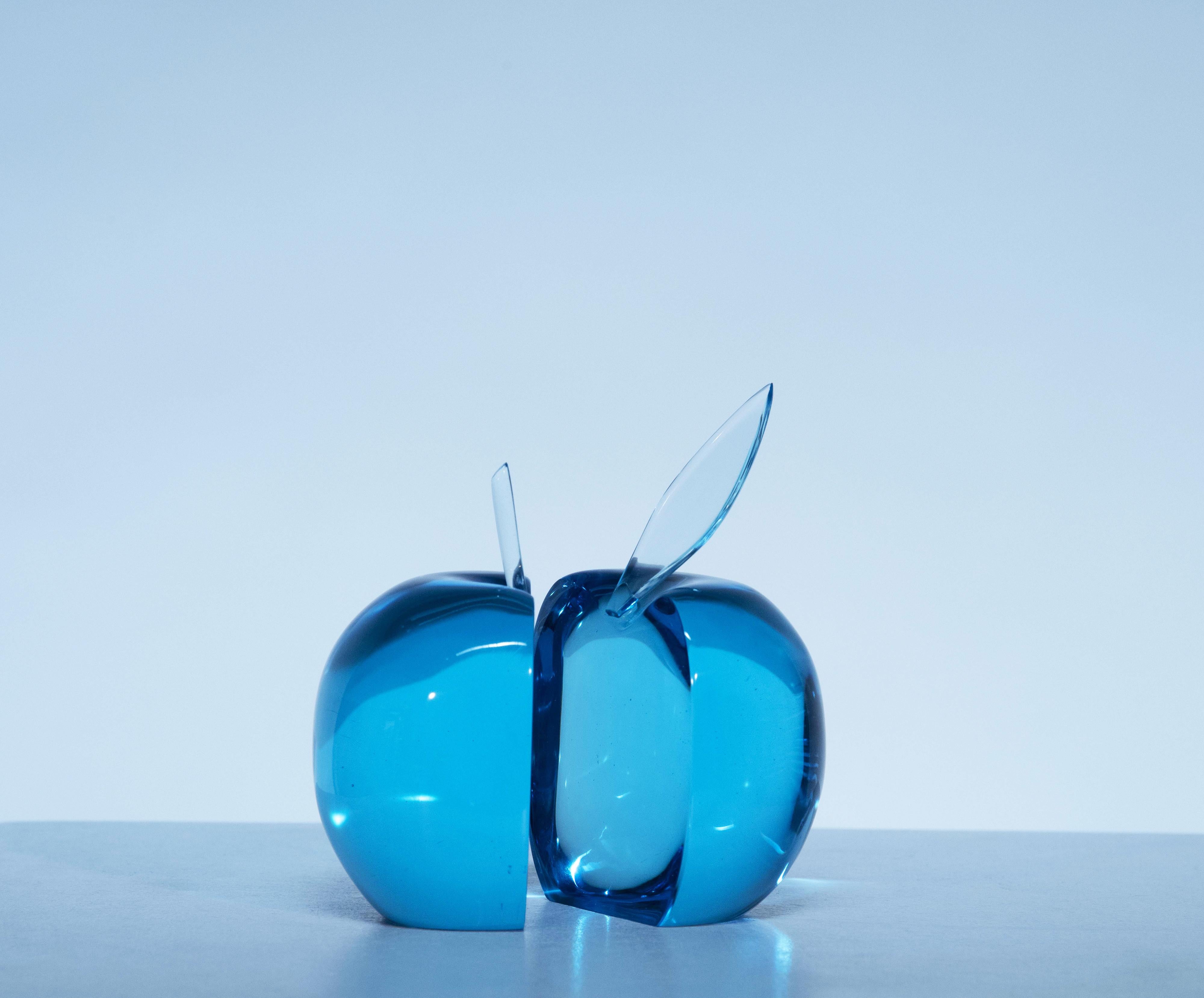 Modern Contemporary 'Apple' Sculpture Blue Crystal Handcrafted in Italy by Ghirò Studio For Sale