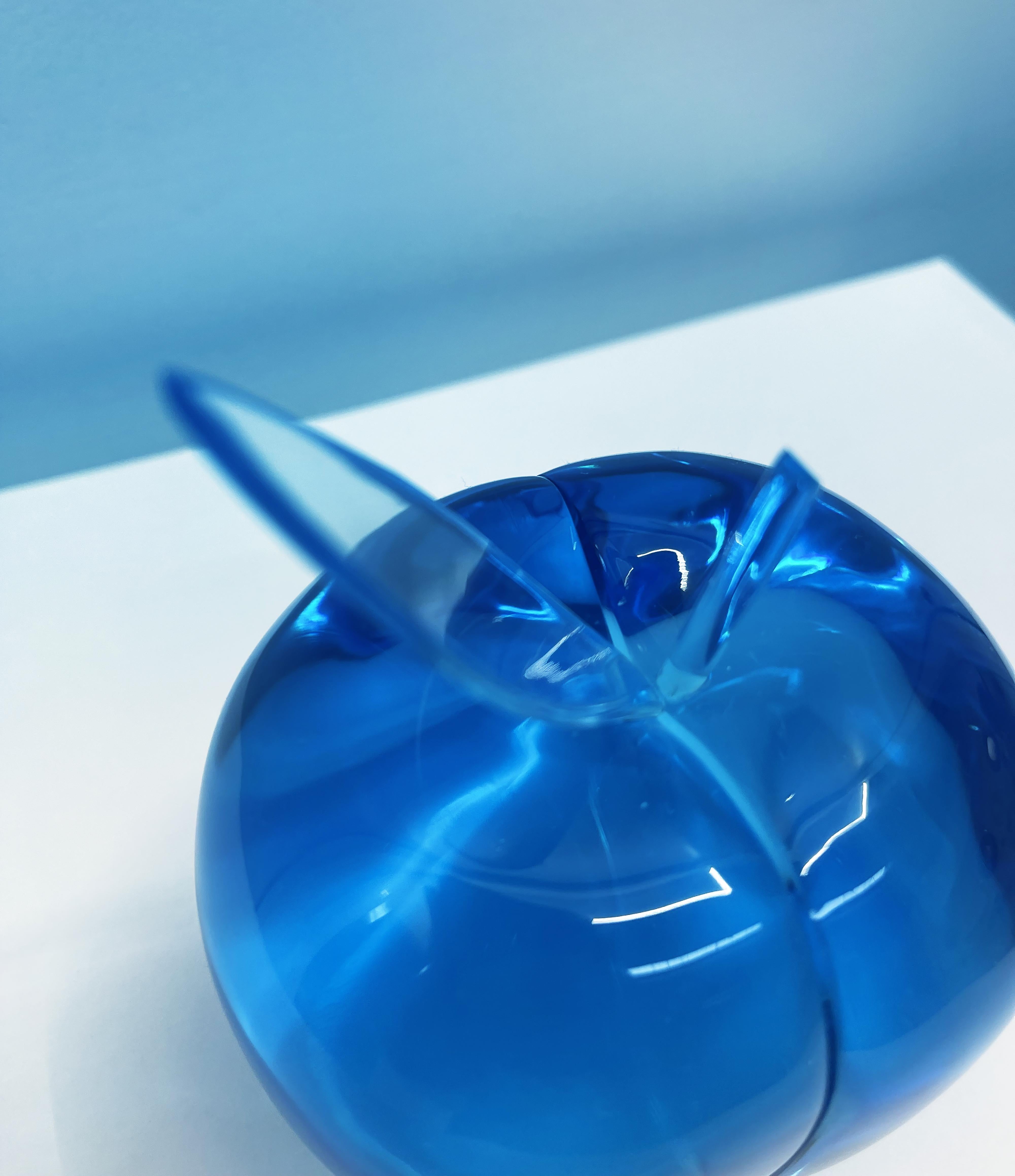 Italian Contemporary 'Apple' Sculpture Blue Crystal Handcrafted in Italy by Ghirò Studio For Sale