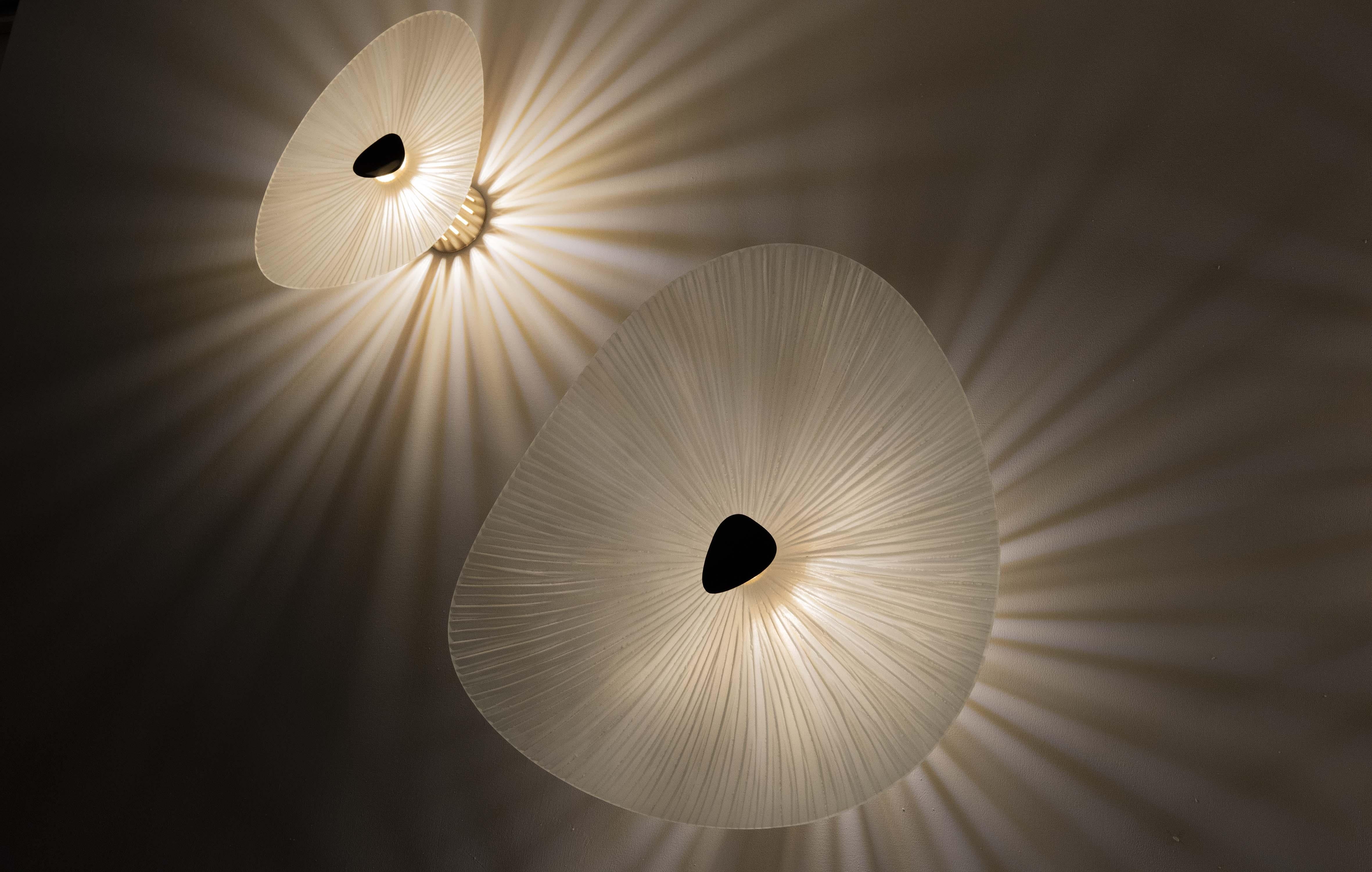 Modern Contemporary by Ghirò Studio Conchiglie Sconce Glass, Brass, Gold MediumSize For Sale