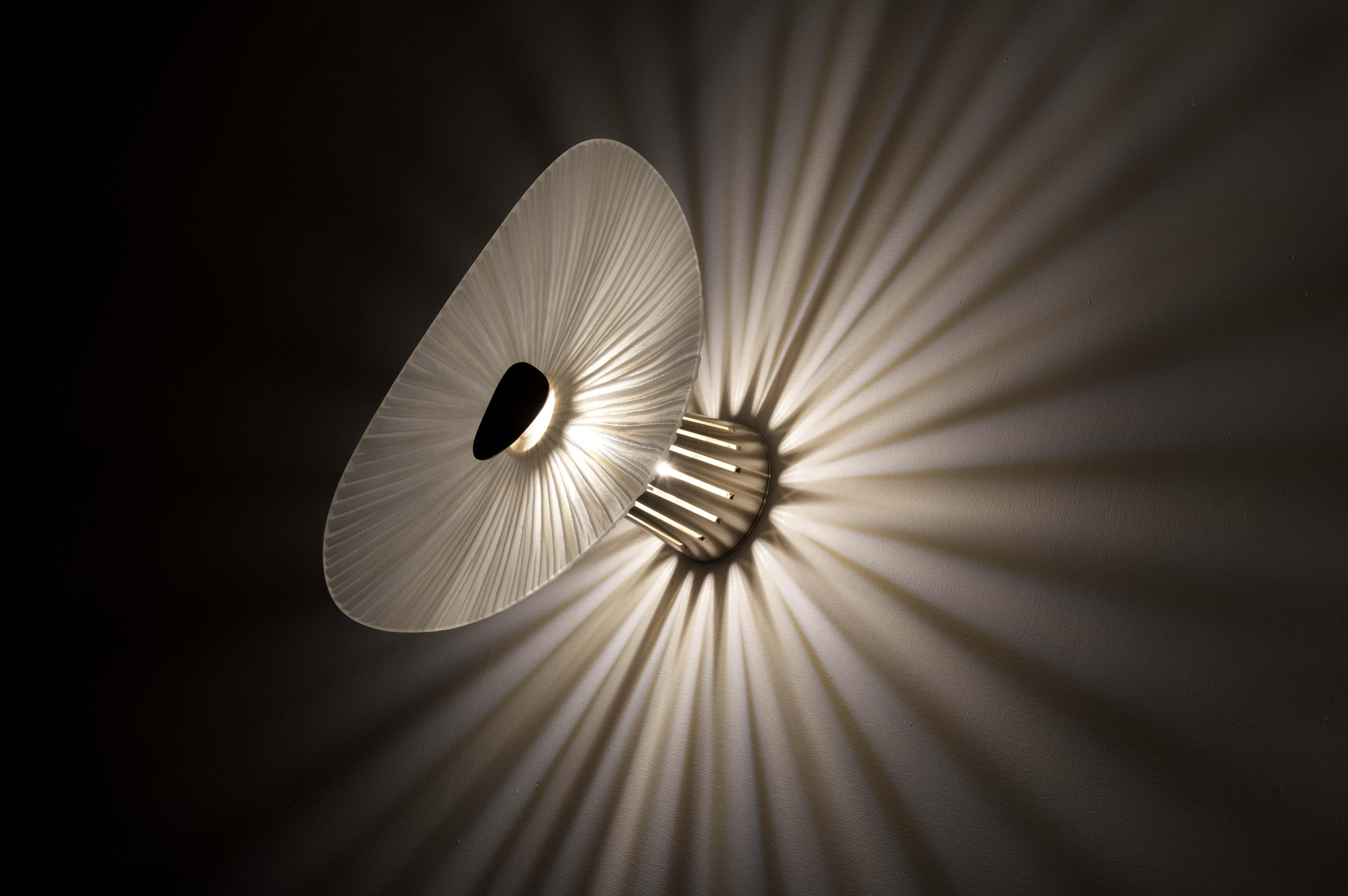 italien Contemporary by Ghirò Studio 'Conchiglie' applique en cristal laiton et or grand modèle en vente