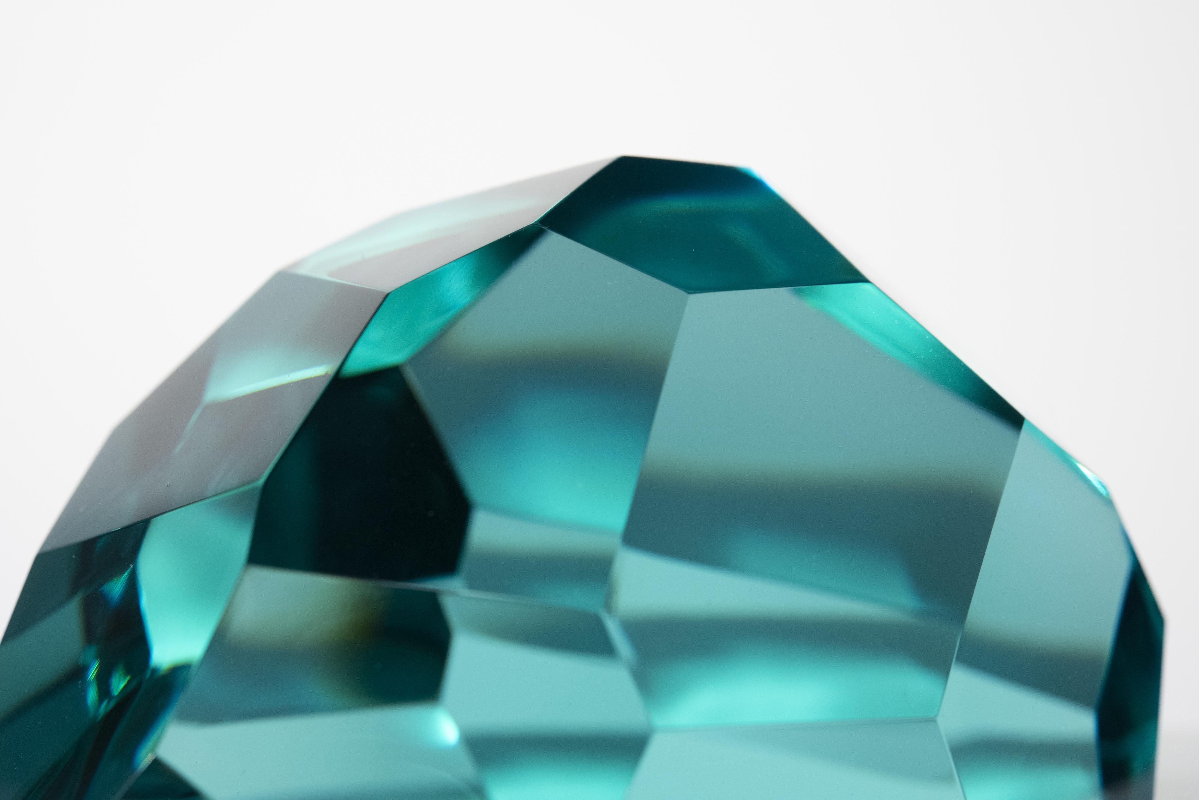 Moderno Set contemporaneo di tre sculture in cristallo 'Gems' Acquamarina di Ghirò Studio in vendita